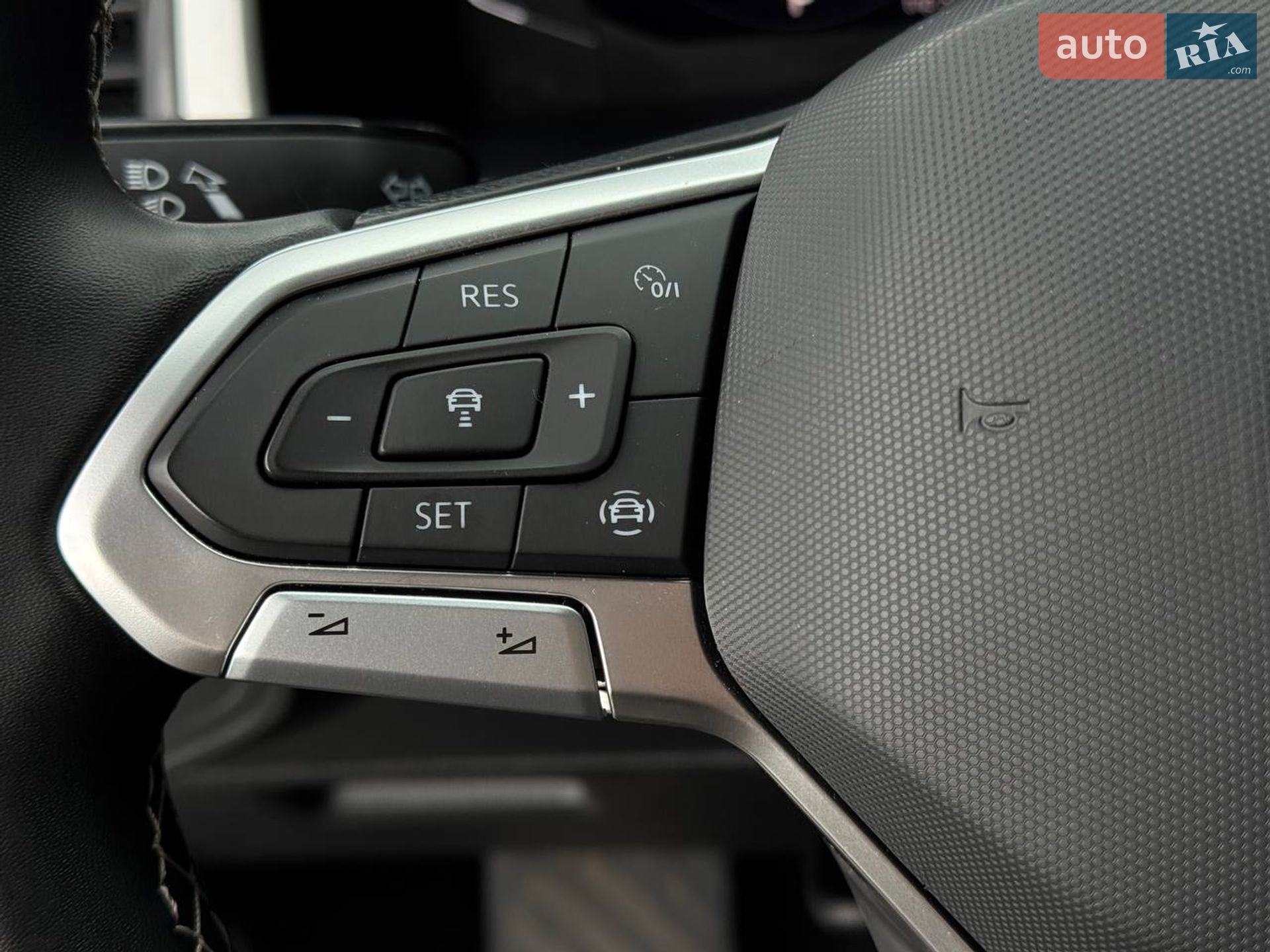 Volkswagen Atlas Cross Sport 2023 VIN 1V2WE2CA5PC216512 фото оголошення 44 з 85