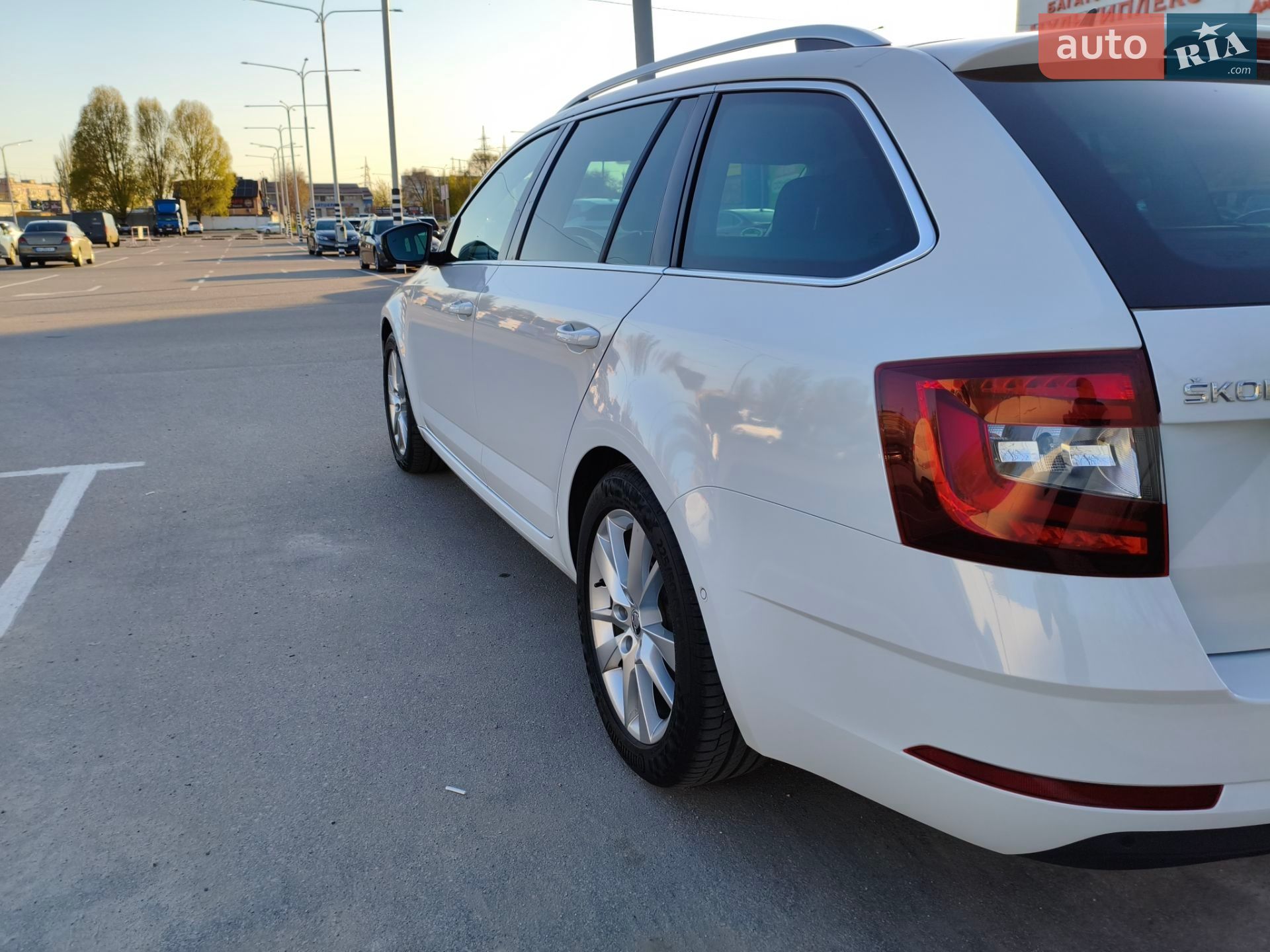 Skoda Octavia 2020 VIN TMBJJ7NE0L0045653 фото оголошення 6 з 51