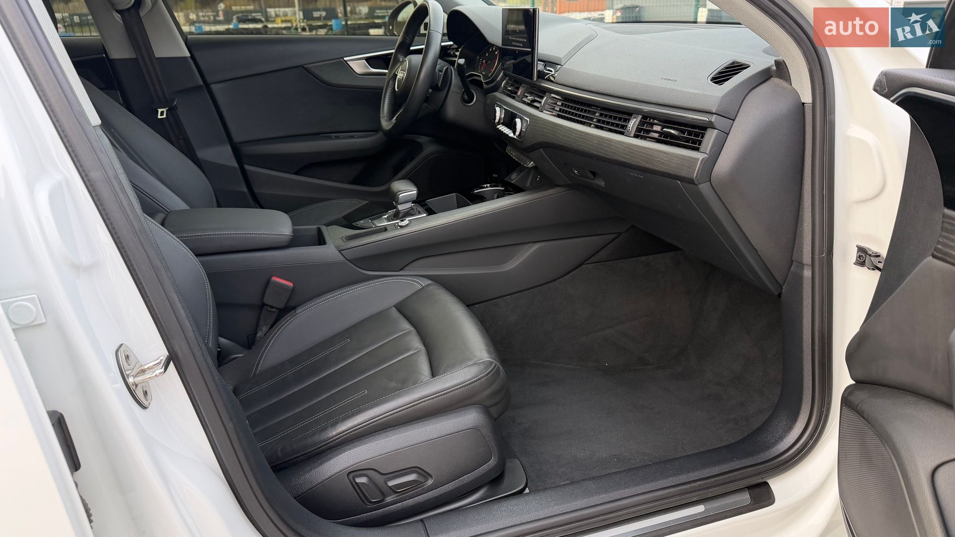 Audi A4 2020 VIN WAUGMAF45LN008750 фото оголошення 8 з 15