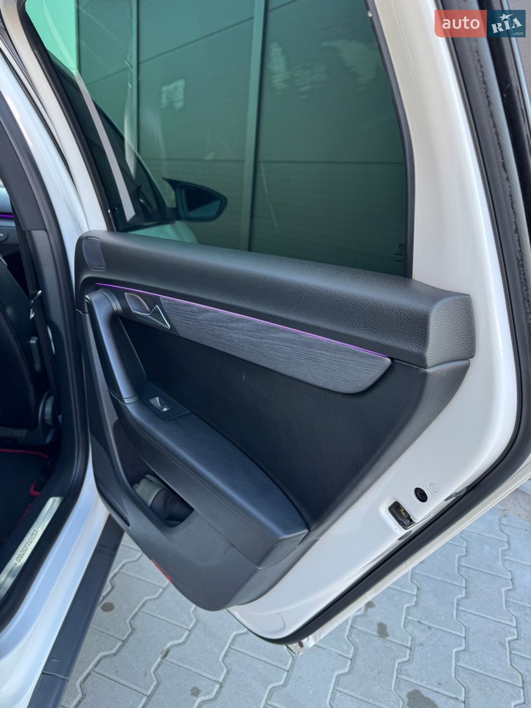 Volkswagen Passat Alltrack 2014 VIN WVWZZZ3CZEE061733 фото оголошення 34 з 56