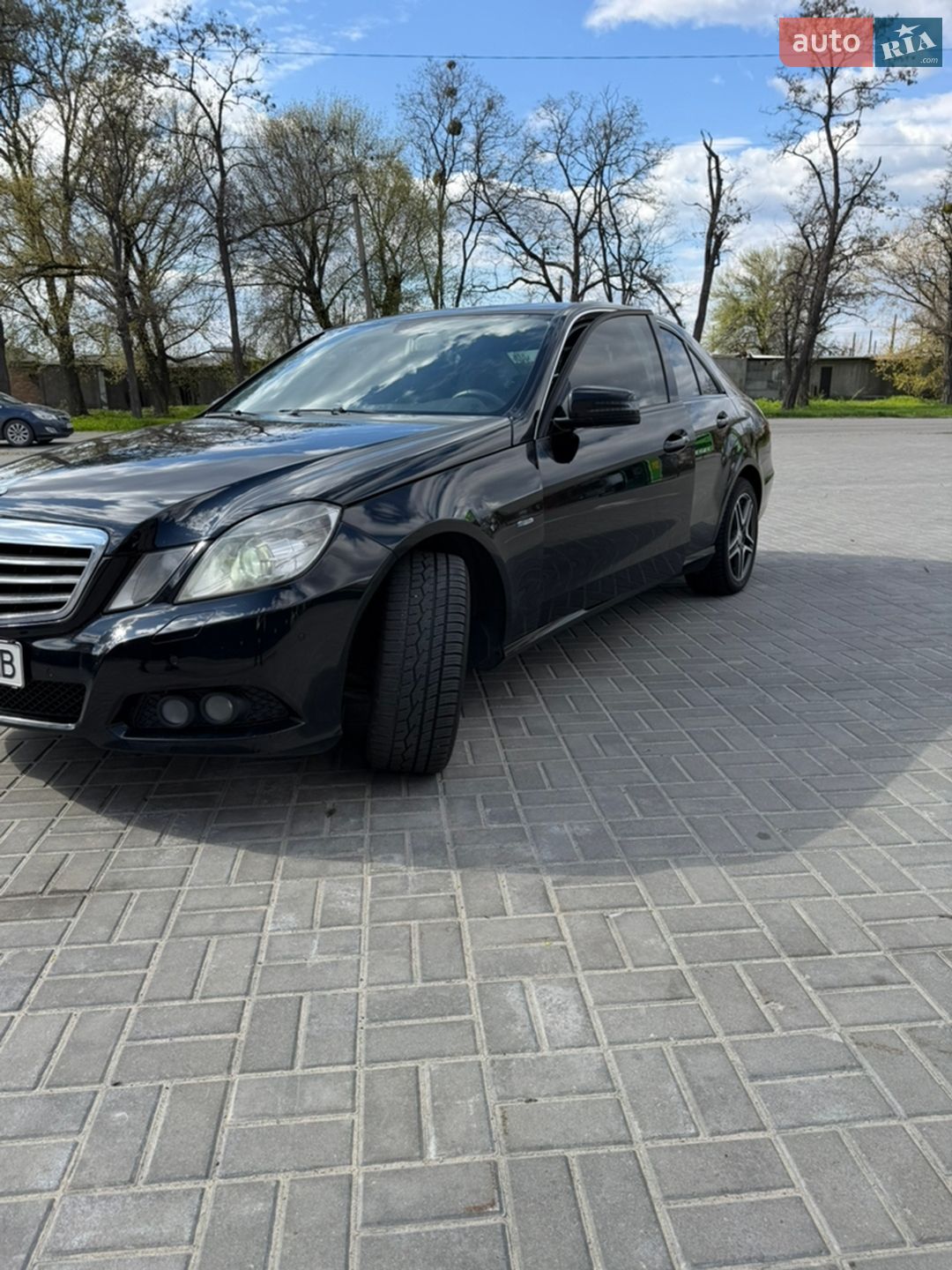 Mercedes-Benz E-Class 2011 VIN WDD2120411A510954 фото оголошення 2 з 24