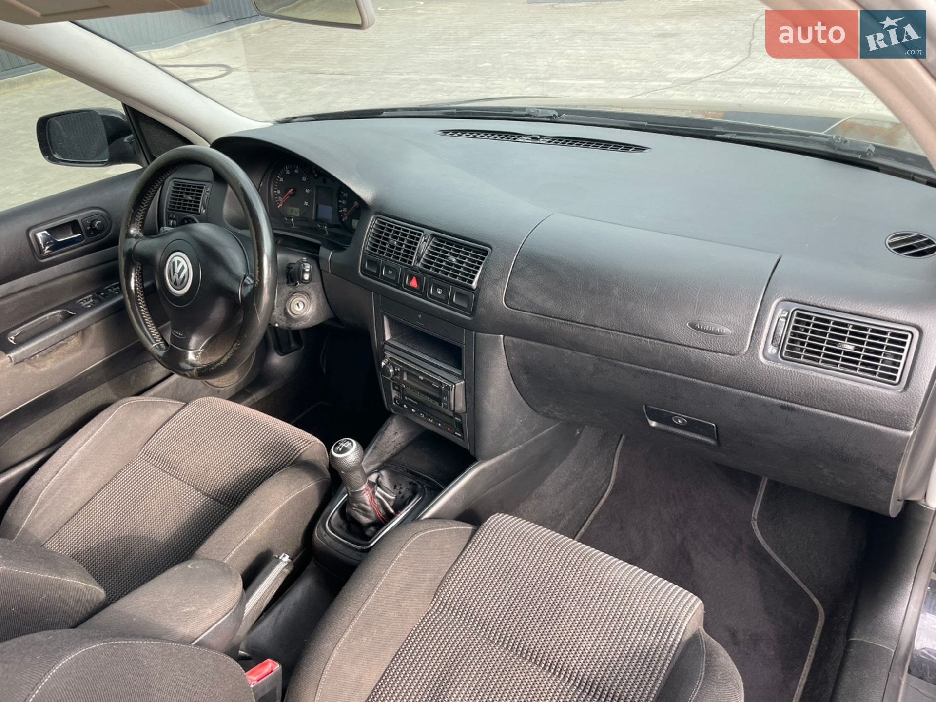 Volkswagen Golf 2003 VIN WVWZZZ1JZ3W618608 фото оголошення 17 з 25
