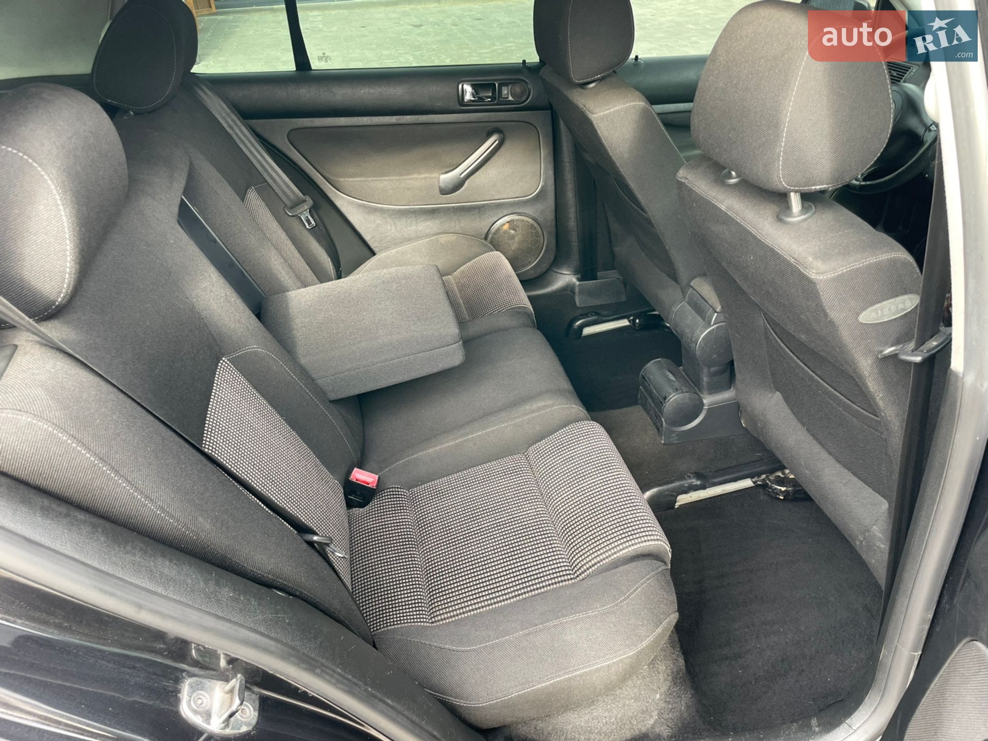 Volkswagen Golf 2003 VIN WVWZZZ1JZ3W618608 фото оголошення 20 з 25
