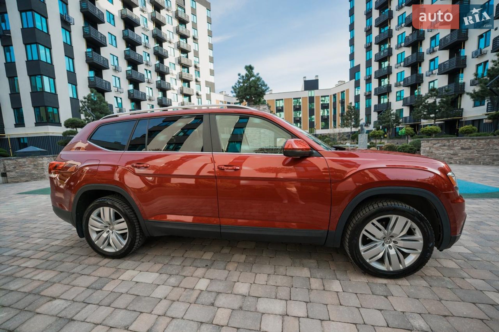 Volkswagen Atlas 2019 VIN 1V2UR2CA3KC538151 фото оголошення 2 з 26