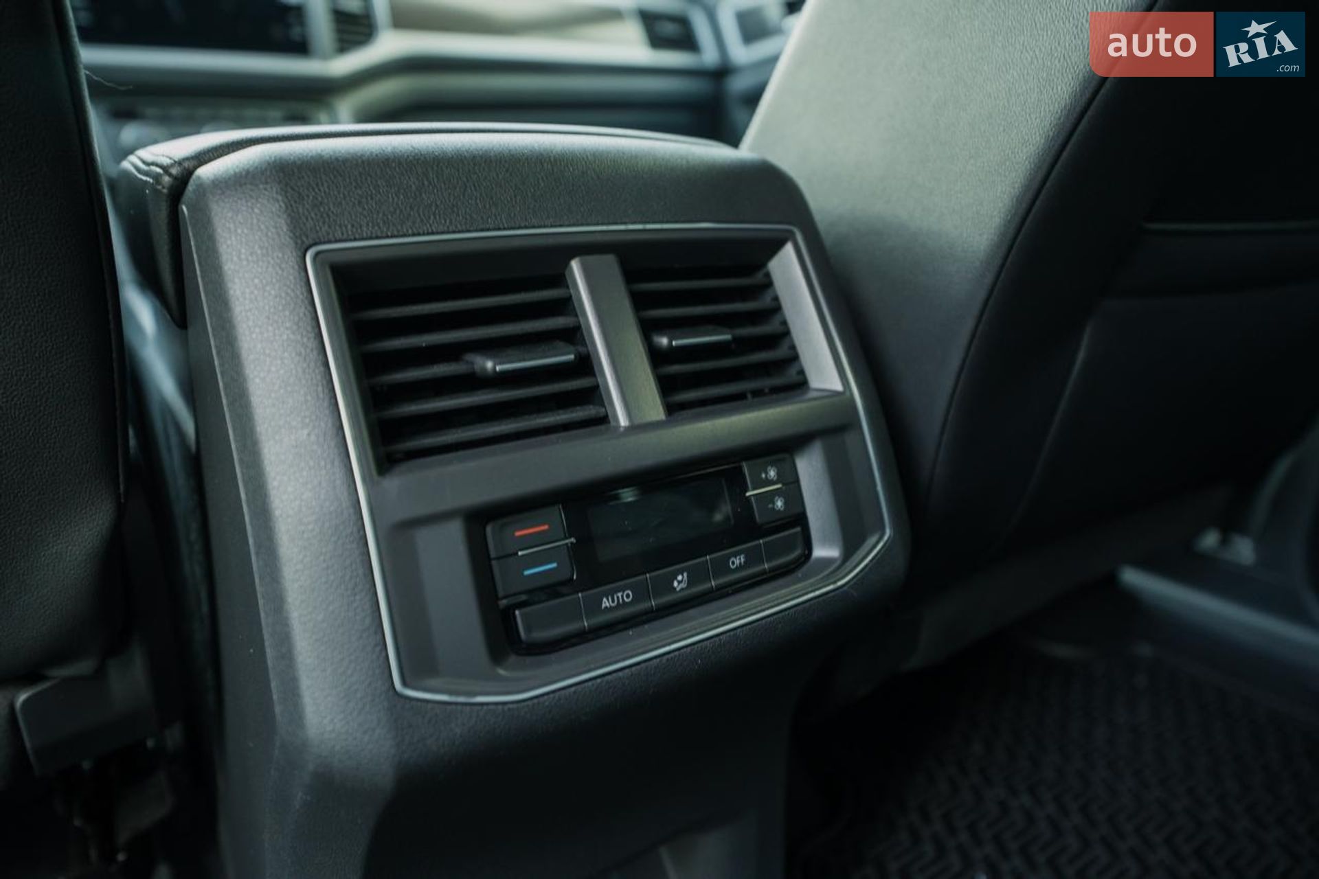 Volkswagen Atlas 2019 VIN 1V2UR2CA3KC538151 фото оголошення 19 з 26