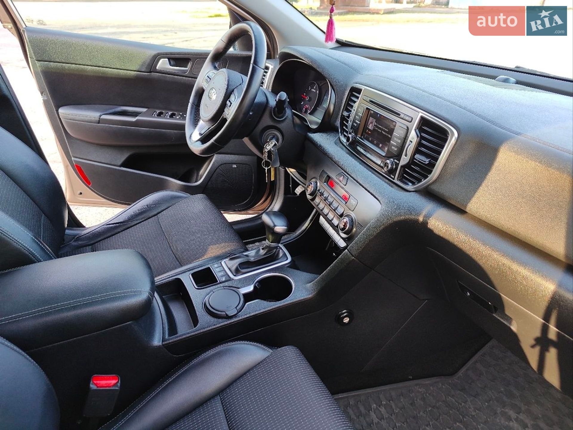 Kia Sportage 2016 VIN U5YPH813DGL198453 фото оголошення 10 з 23