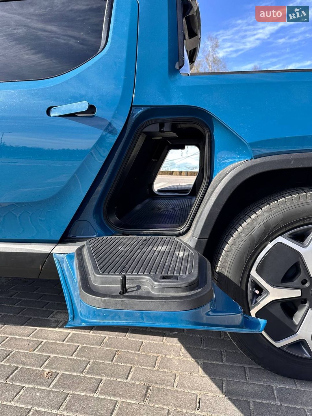 Rivian R1T 2023 VIN 7FCTGAAA0PN021721 фото оголошення 23 з 54