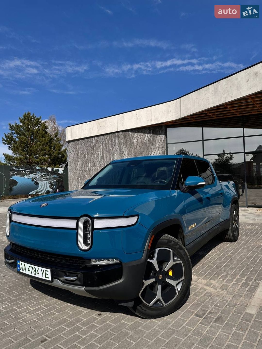 Rivian R1T 2023 VIN 7FCTGAAA0PN021721 фото оголошення 5 з 54