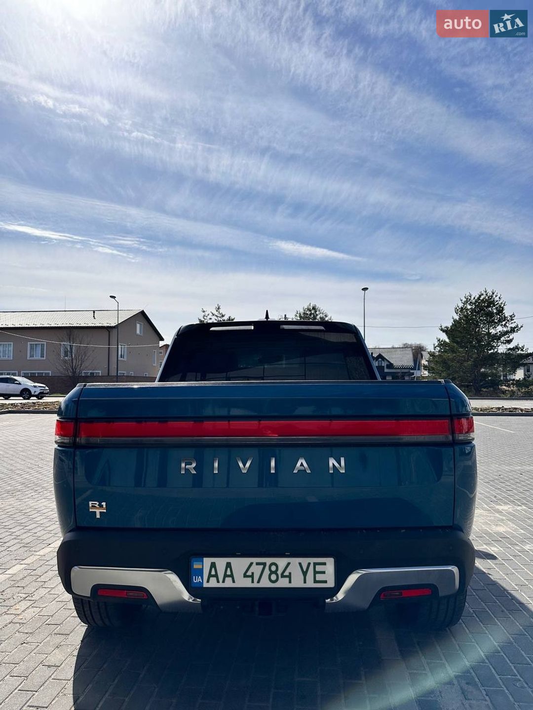 Rivian R1T 2023 VIN 7FCTGAAA0PN021721 фото оголошення 17 з 54