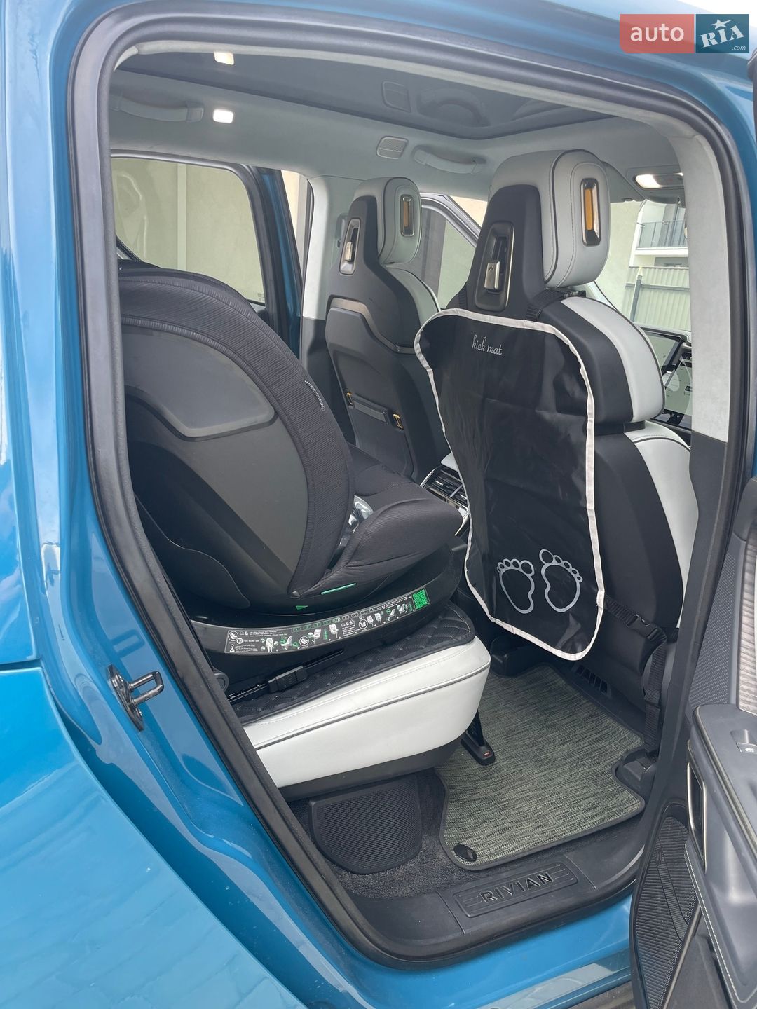 Rivian R1T 2023 VIN 7FCTGAAA0PN021721 фото оголошення 29 з 54