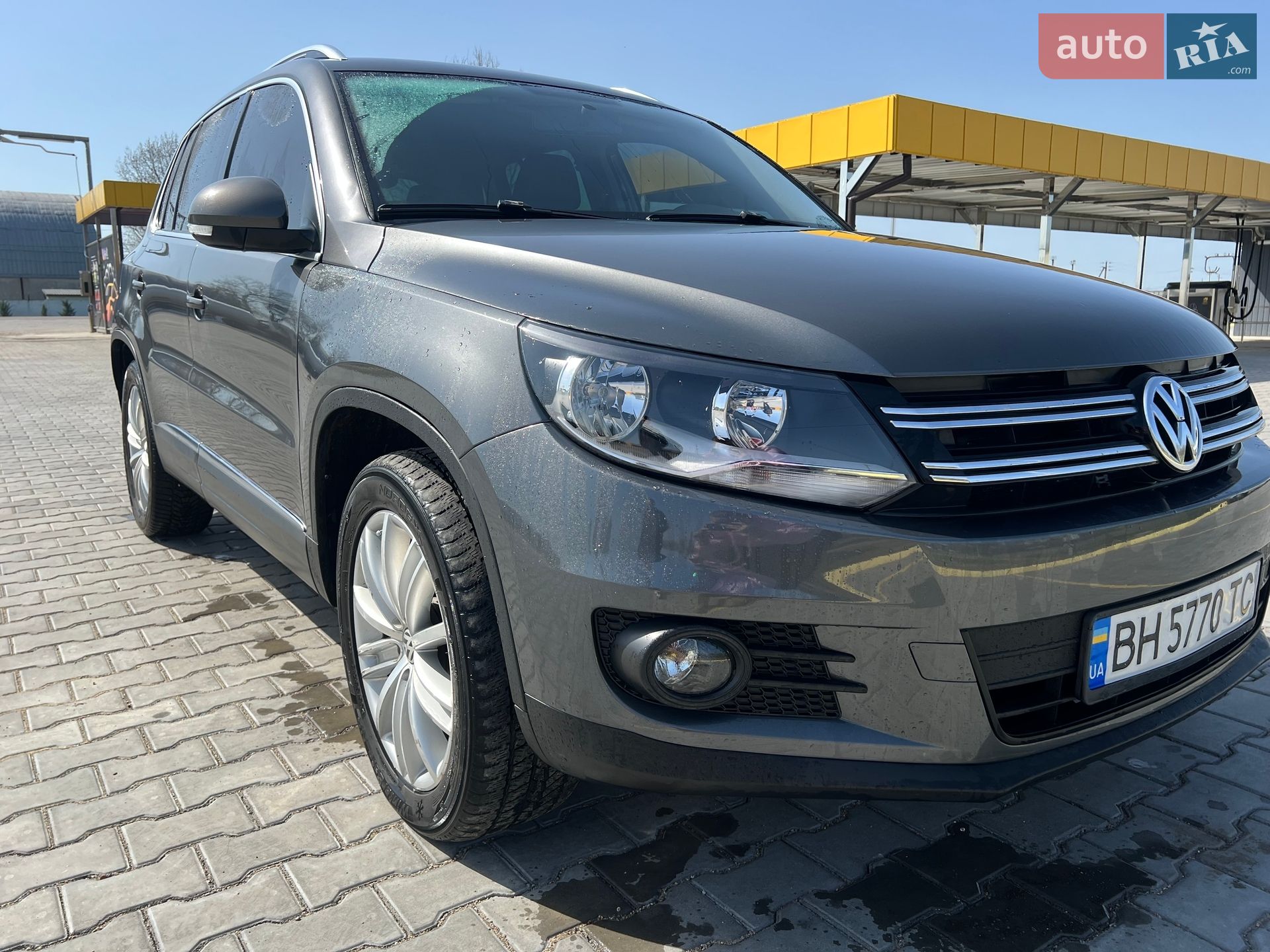 Volkswagen Tiguan 2013 VIN WVGBV3AX8EW557648 фото оголошення 4 з 11