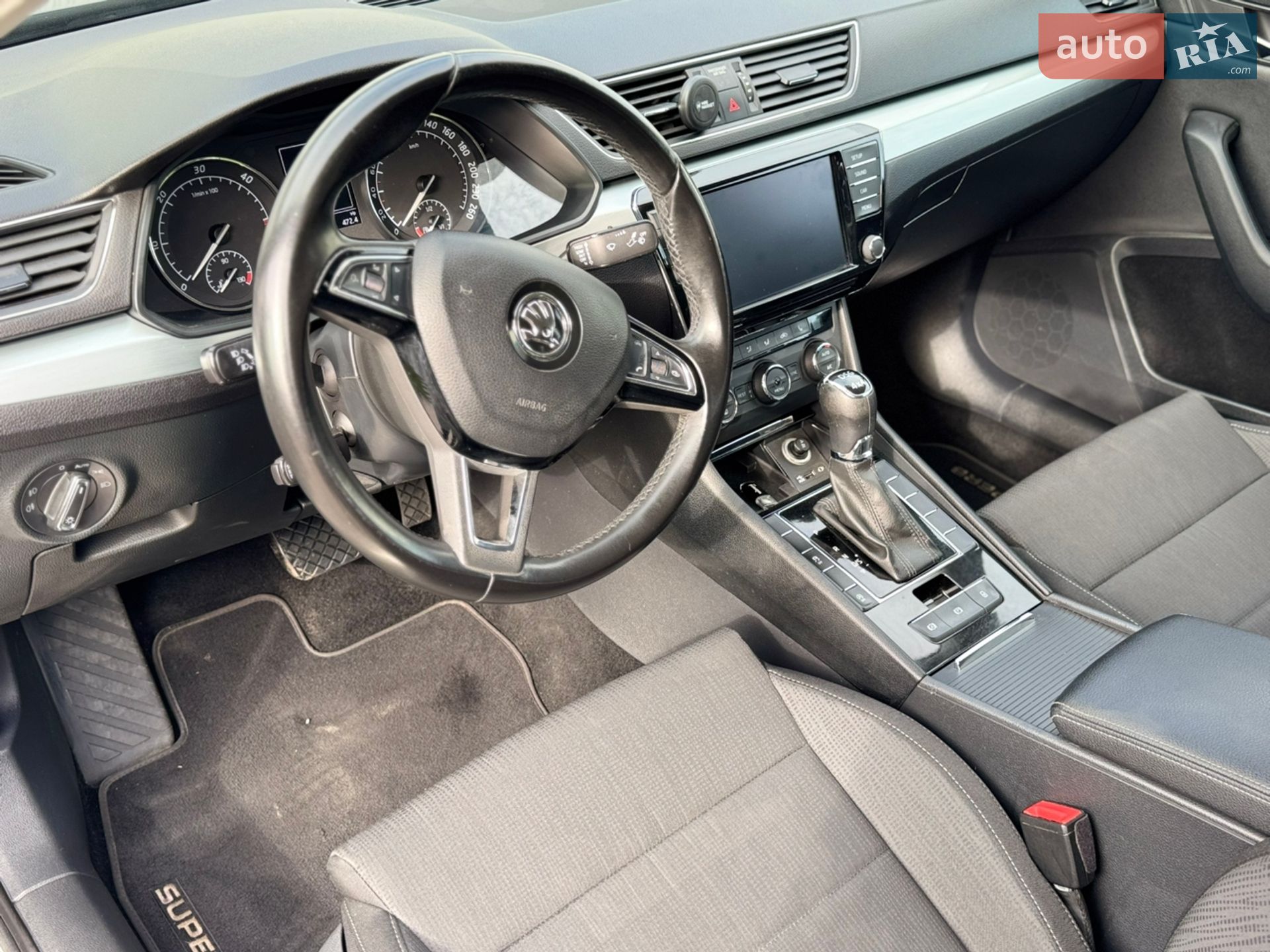Skoda Superb 2017 VIN TMBCJ7NP1H7535138 фото оголошення 12 з 42