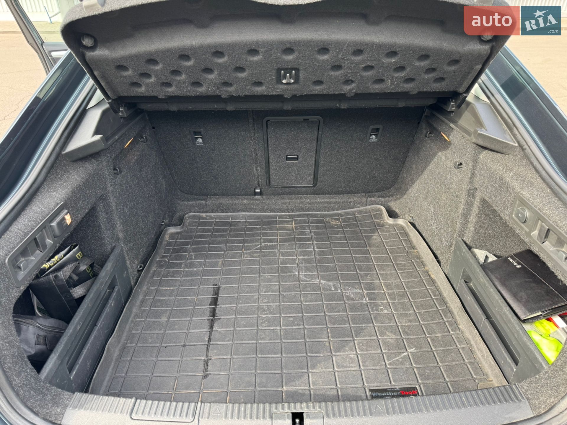 Skoda Superb 2017 VIN TMBCJ7NP1H7535138 фото оголошення 17 з 42