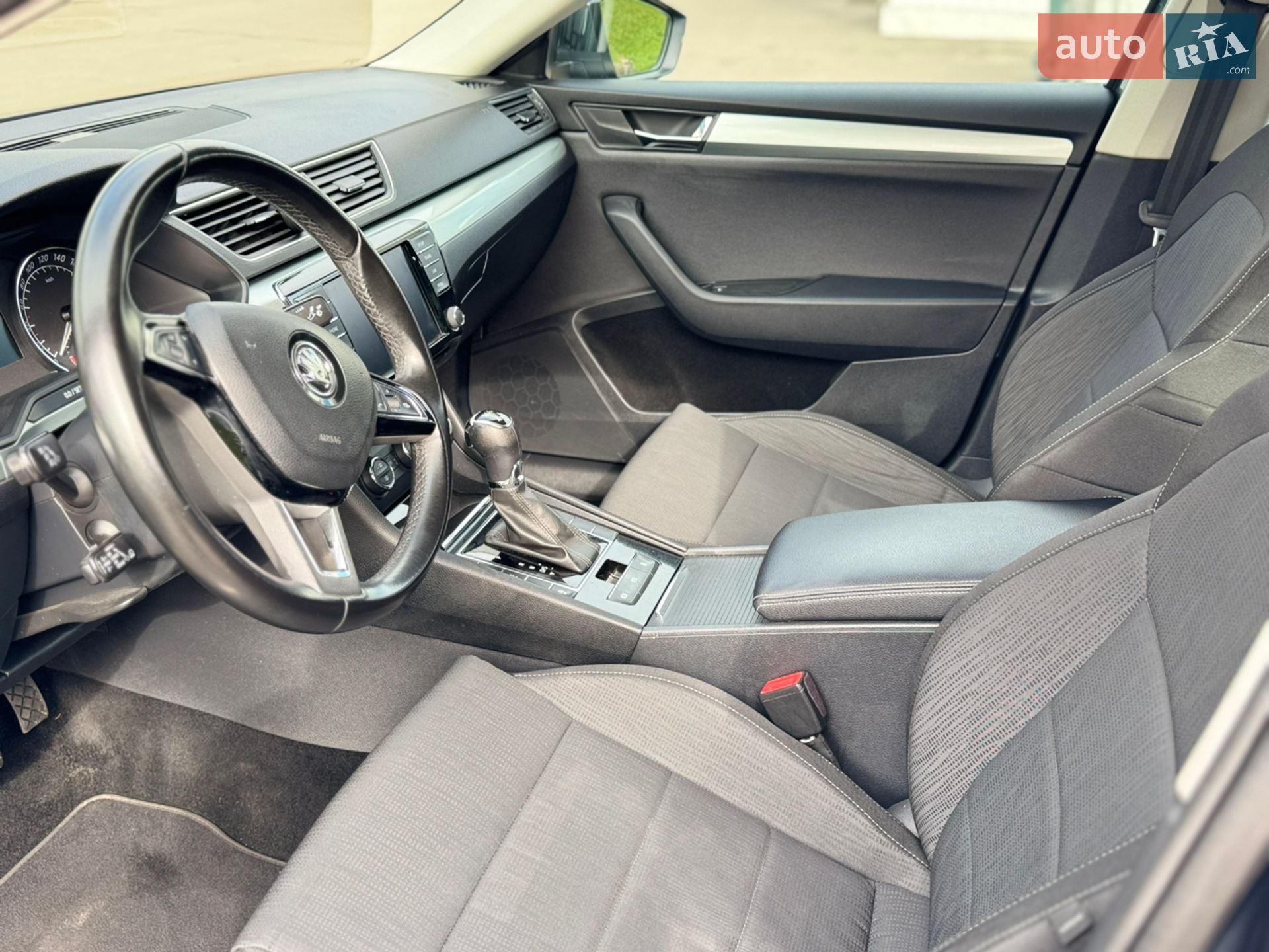 Skoda Superb 2017 VIN TMBCJ7NP1H7535138 фото оголошення 22 з 42