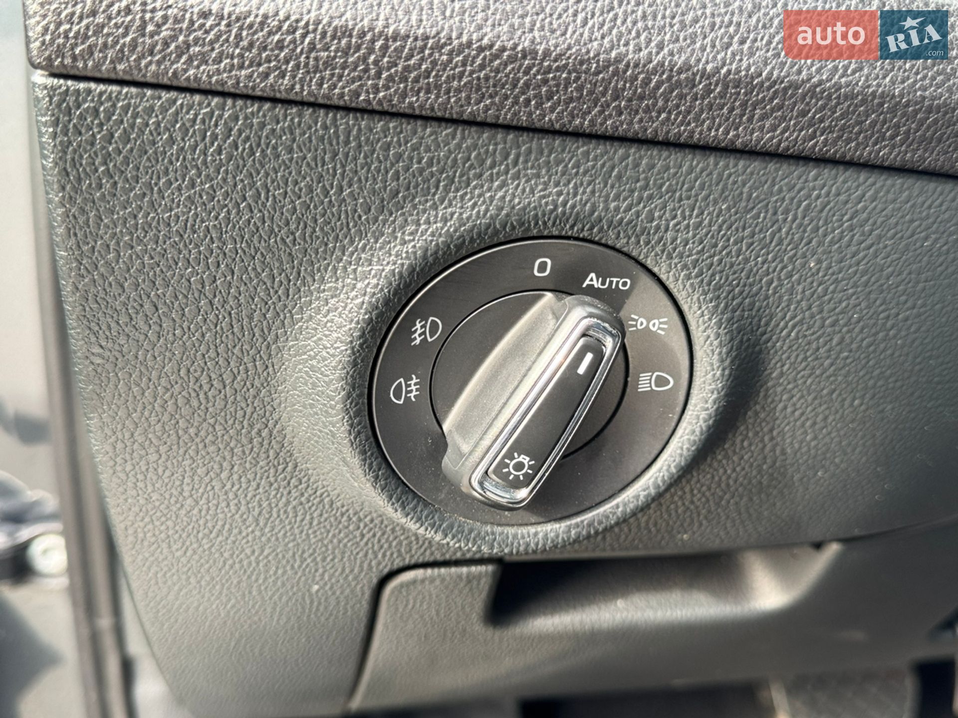 Skoda Superb 2017 VIN TMBCJ7NP1H7535138 фото оголошення 24 з 42