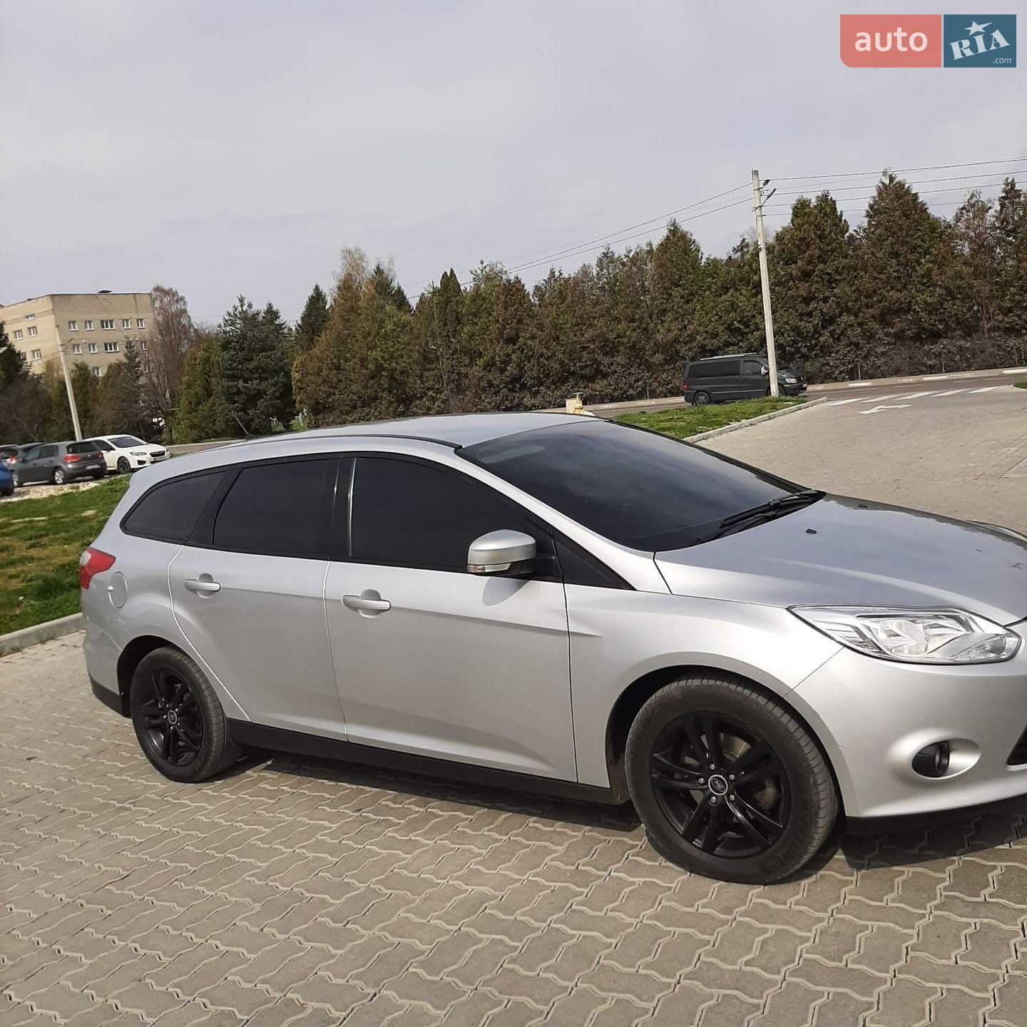 Ford Focus 2013 VIN WF0LXXGCBLDJ41977 фото оголошення 2 з 12