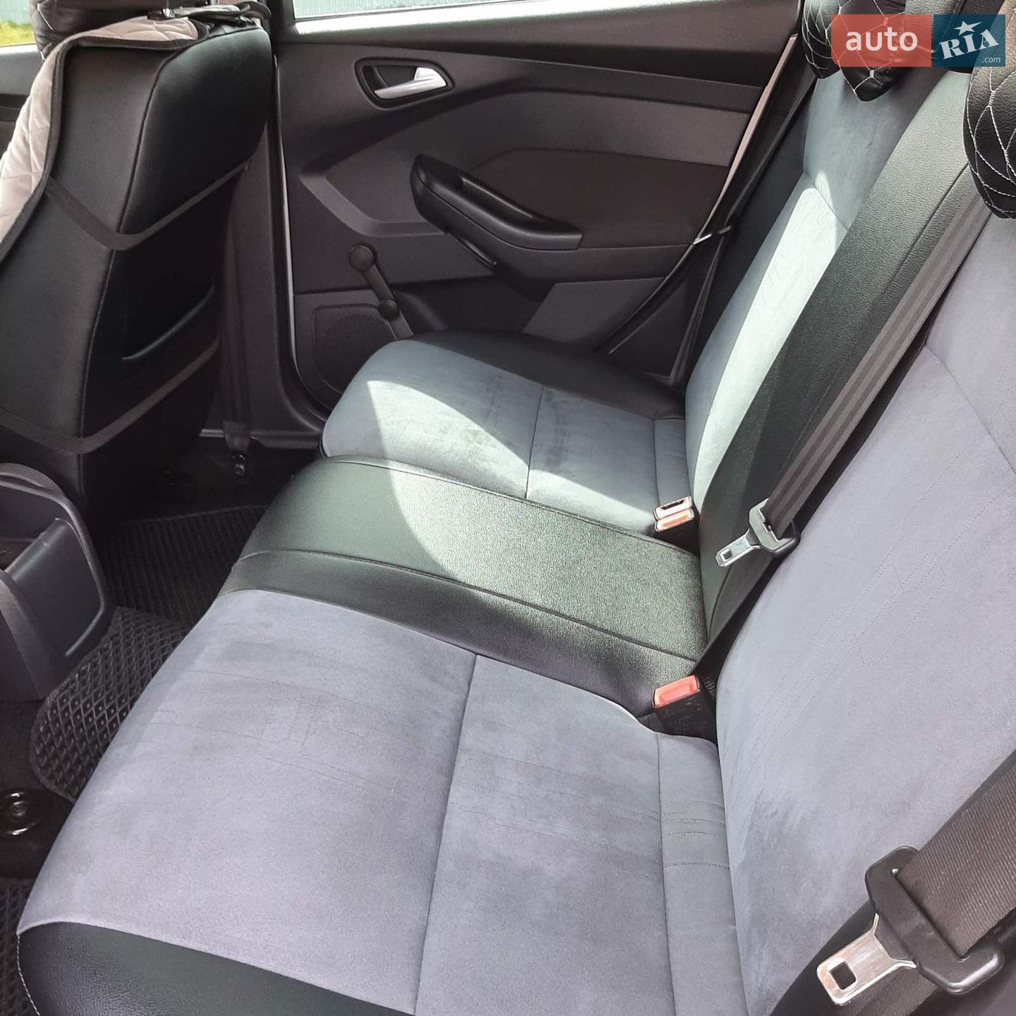 Ford Focus 2013 VIN WF0LXXGCBLDJ41977 фото оголошення 7 з 12