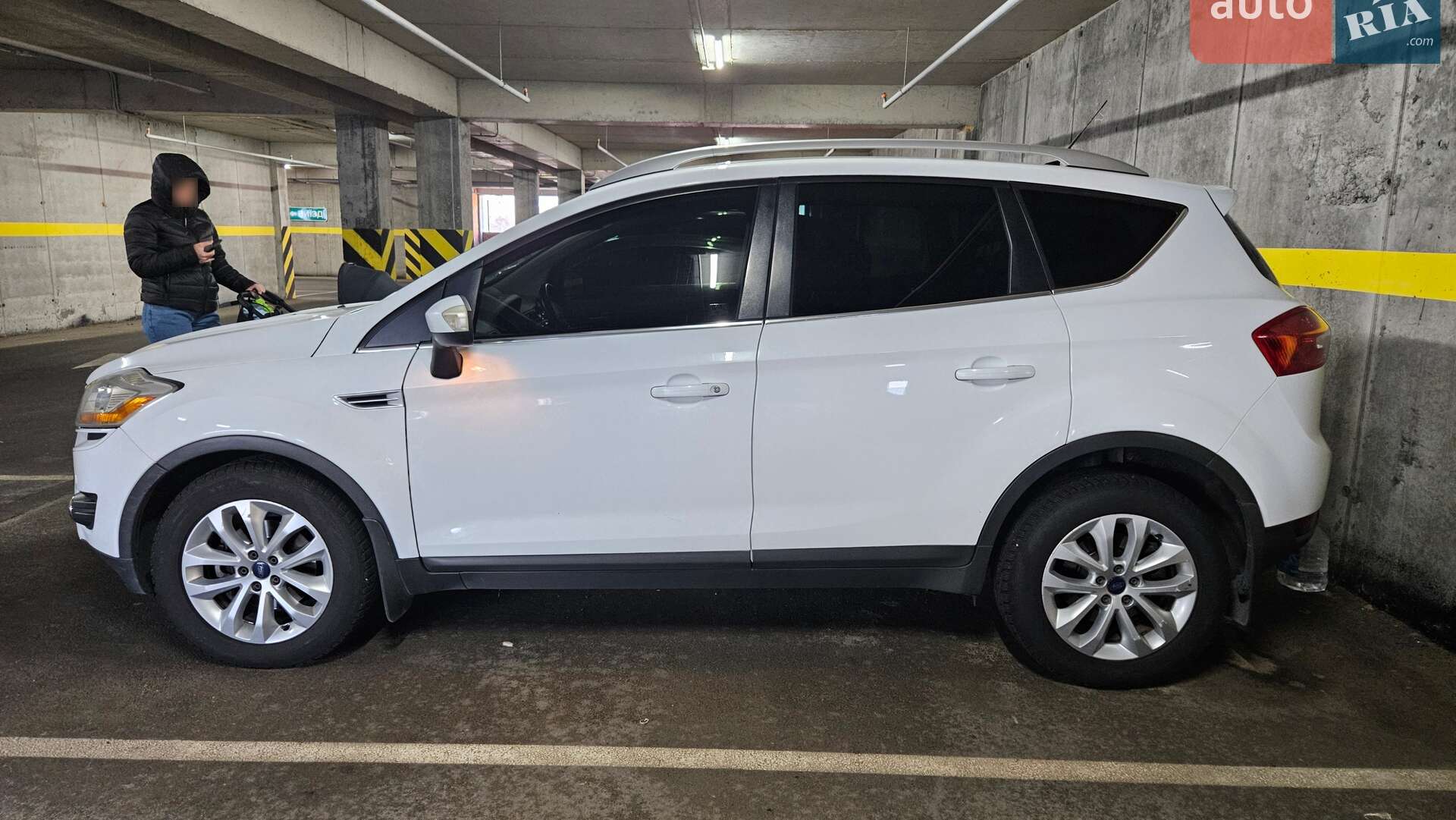 Ford Kuga 2011 VIN WF0RXXGCDRBJ24872 фото оголошення 4 з 9