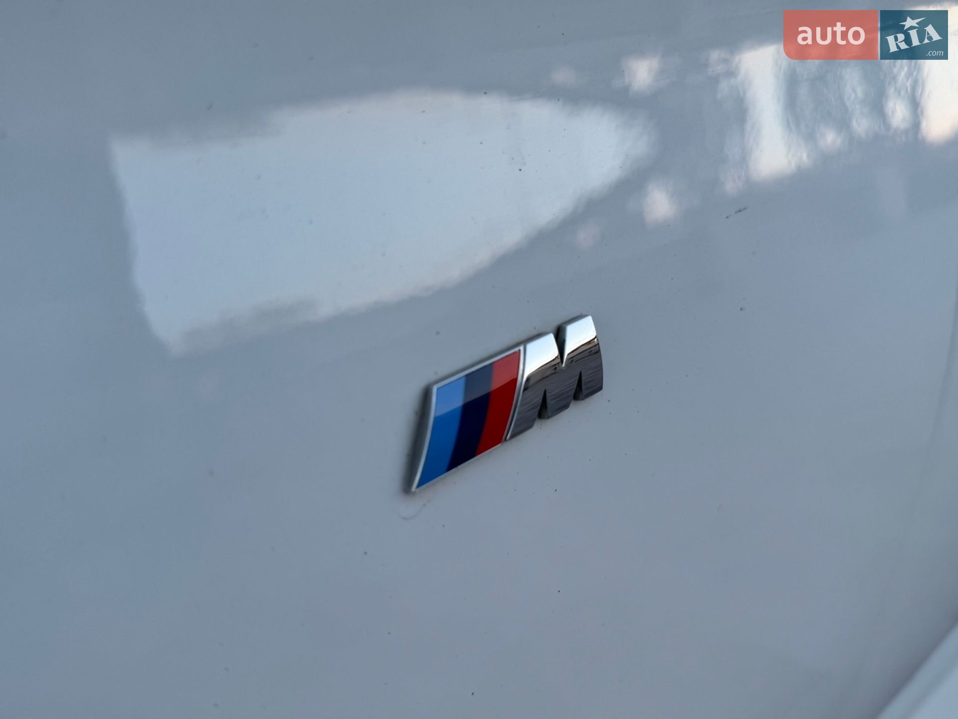 BMW 5 Series 2017 VIN WBAJC51050G468558 фото оголошення 8 з 55