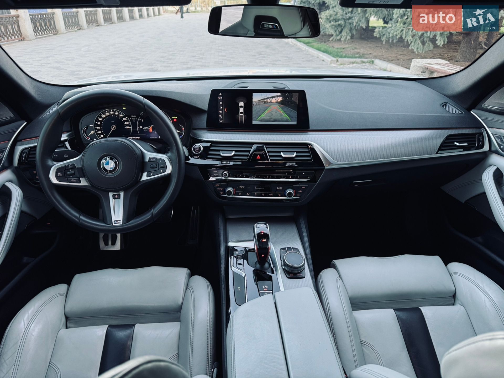 BMW 5 Series 2017 VIN WBAJC51050G468558 фото оголошення 15 з 55