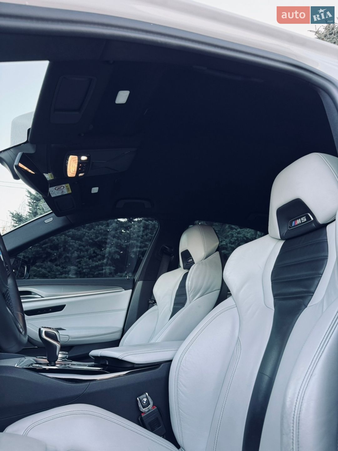 BMW 5 Series 2017 VIN WBAJC51050G468558 фото оголошення 27 з 55