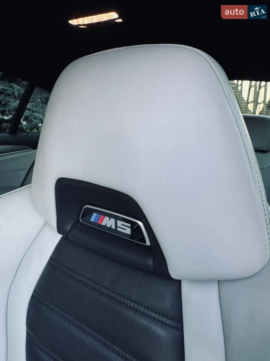 BMW 5 Series 2017 VIN WBAJC51050G468558 фото оголошення 32 з 55