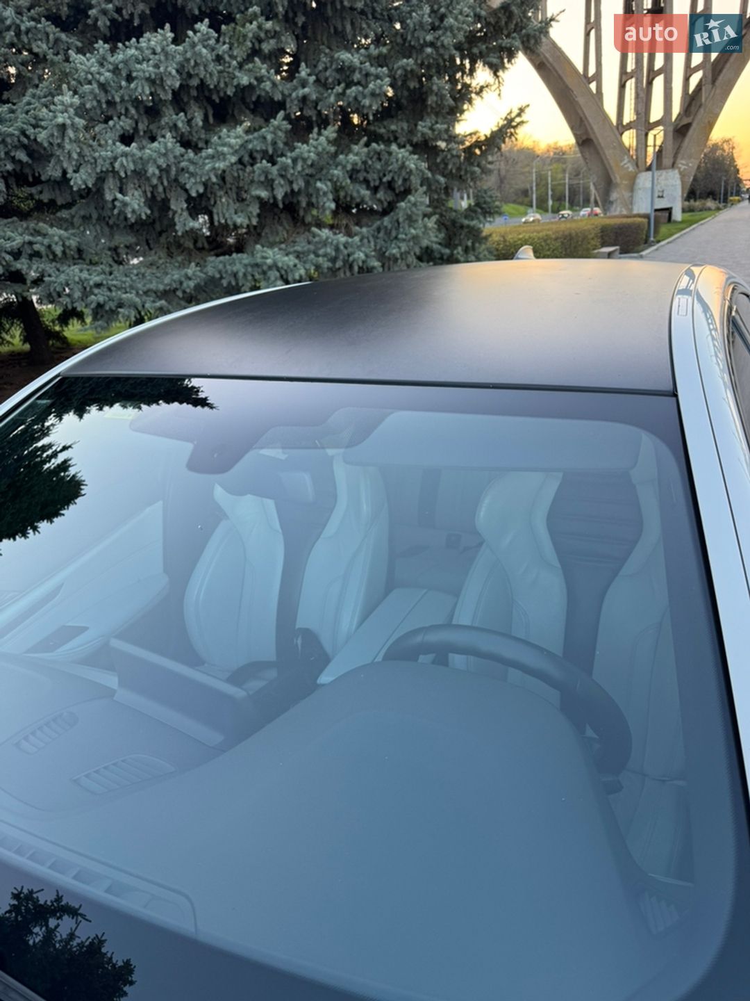 BMW 5 Series 2017 VIN WBAJC51050G468558 фото оголошення 44 з 55