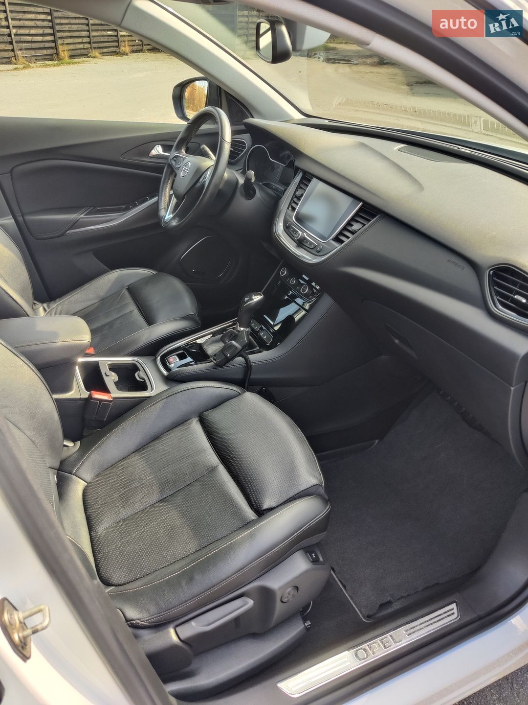 Opel Grandland X 2018 VIN W0VZJEHZ8JS367504 фото оголошення 14 з 30