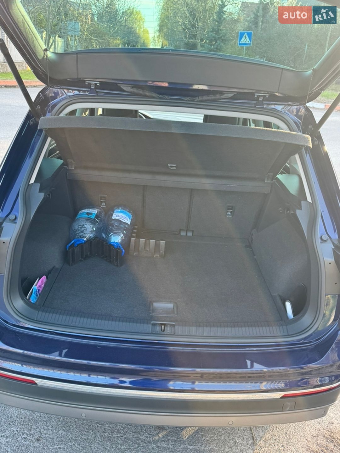 Volkswagen Tiguan 2018 VIN WVGZZZ5NZJW914607 фото оголошення 11 з 15