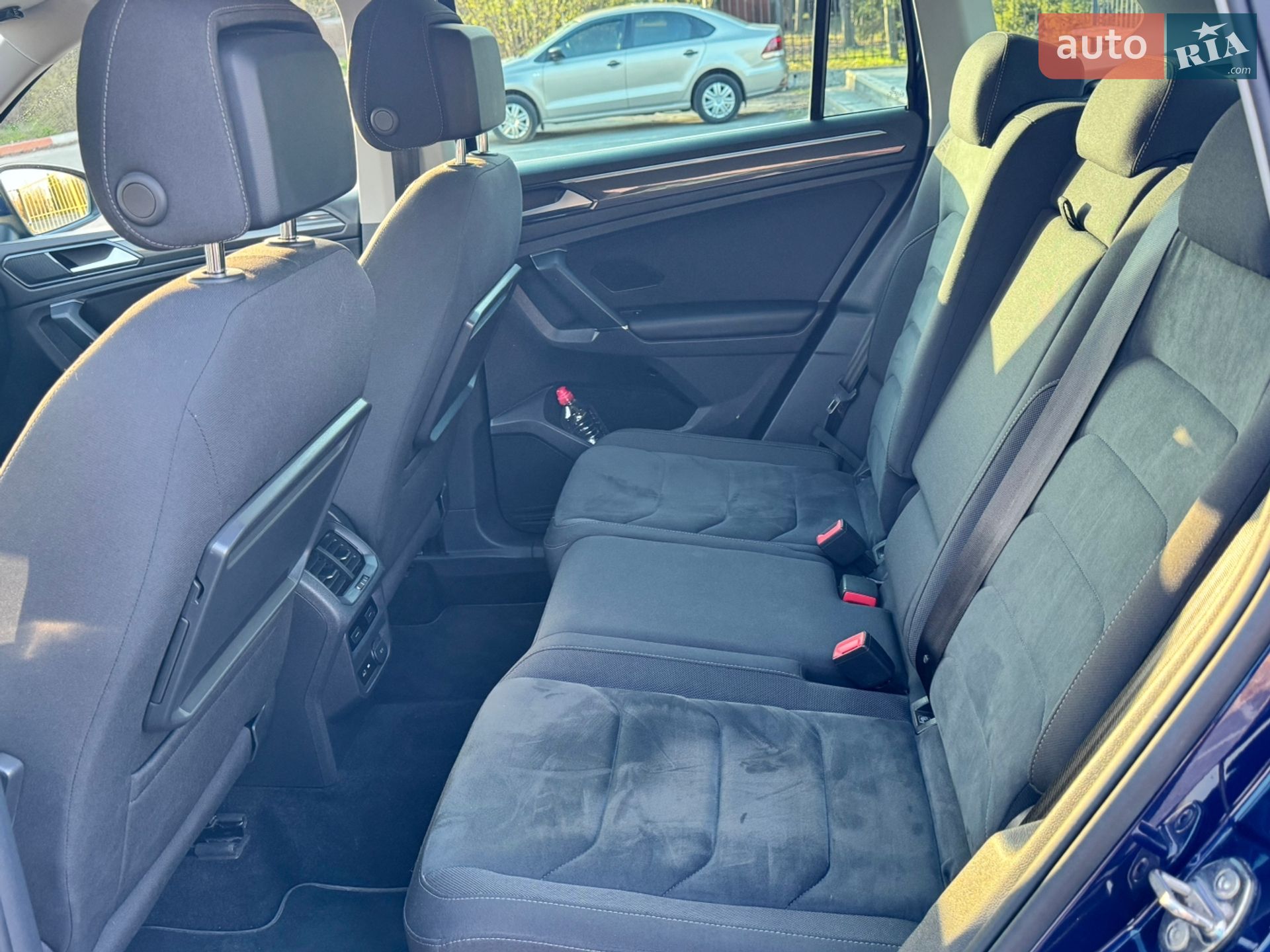 Volkswagen Tiguan 2018 VIN WVGZZZ5NZJW914607 фото оголошення 12 з 15