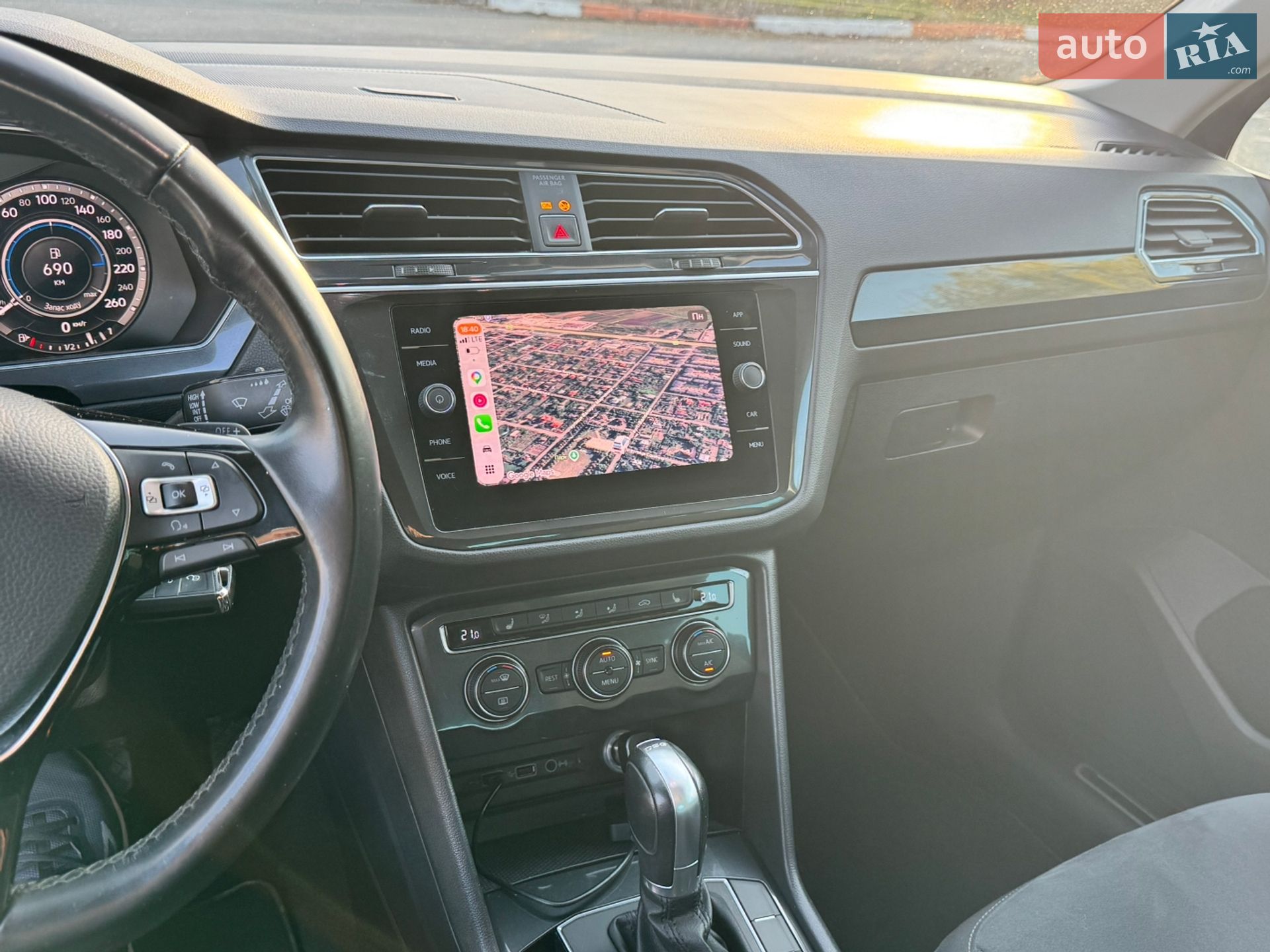 Volkswagen Tiguan 2018 VIN WVGZZZ5NZJW914607 фото оголошення 14 з 15