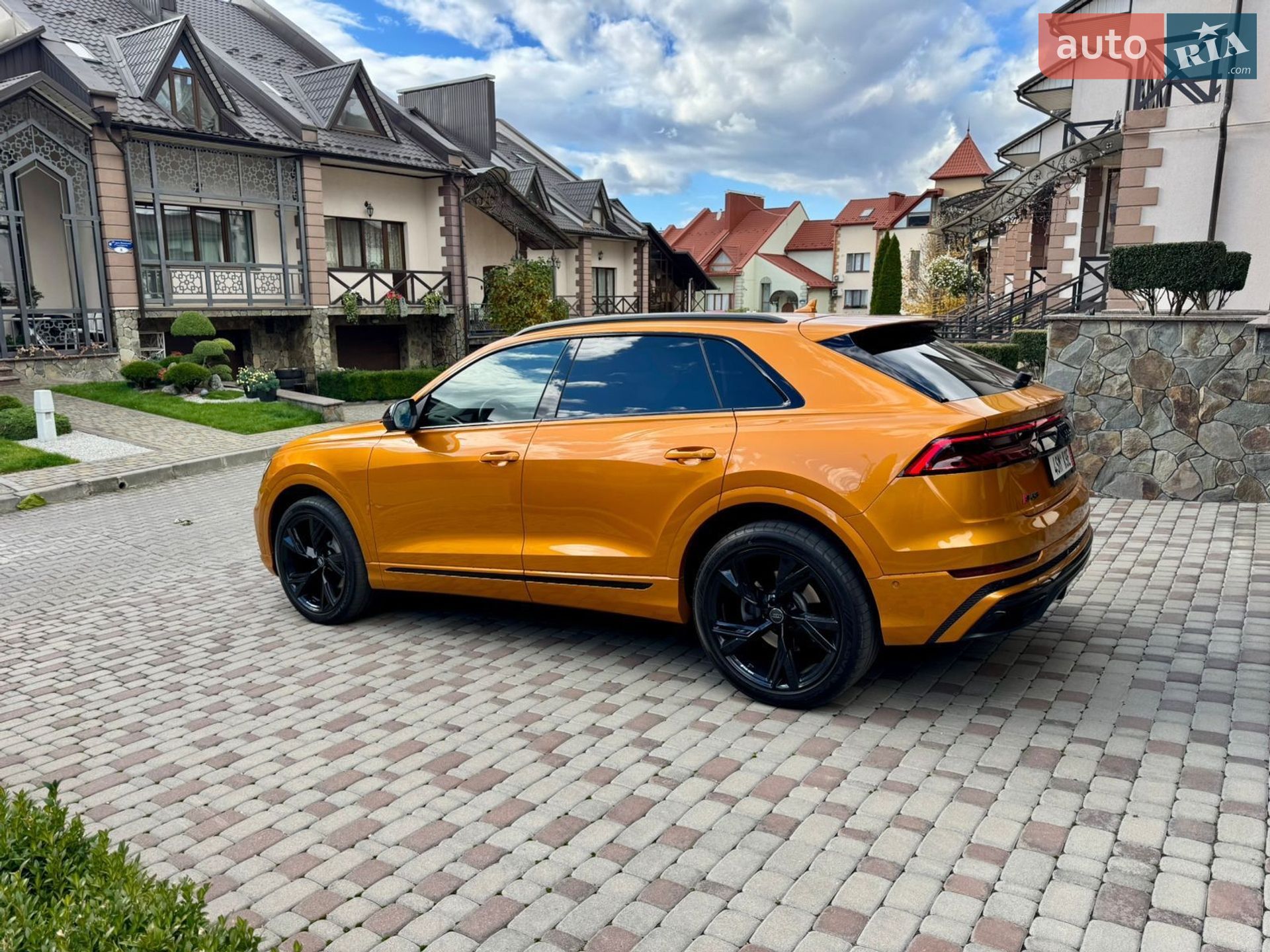 Audi Q8 2020 VIN WAUZZZF15LD016304 фото оголошення 13 з 36