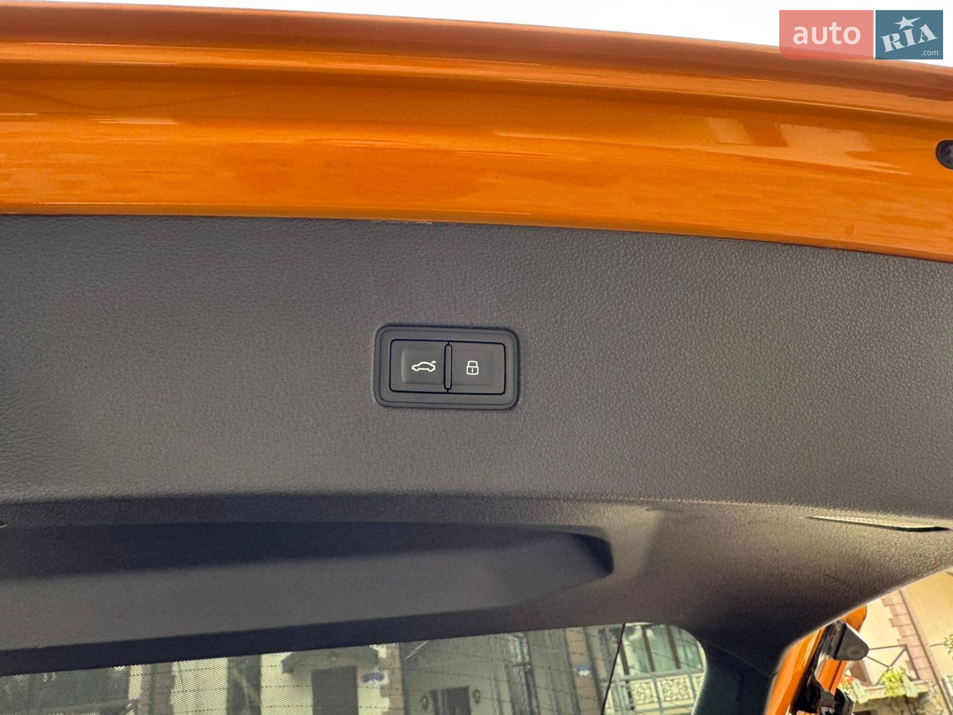 Audi Q8 2020 VIN WAUZZZF15LD016304 фото оголошення 19 з 36