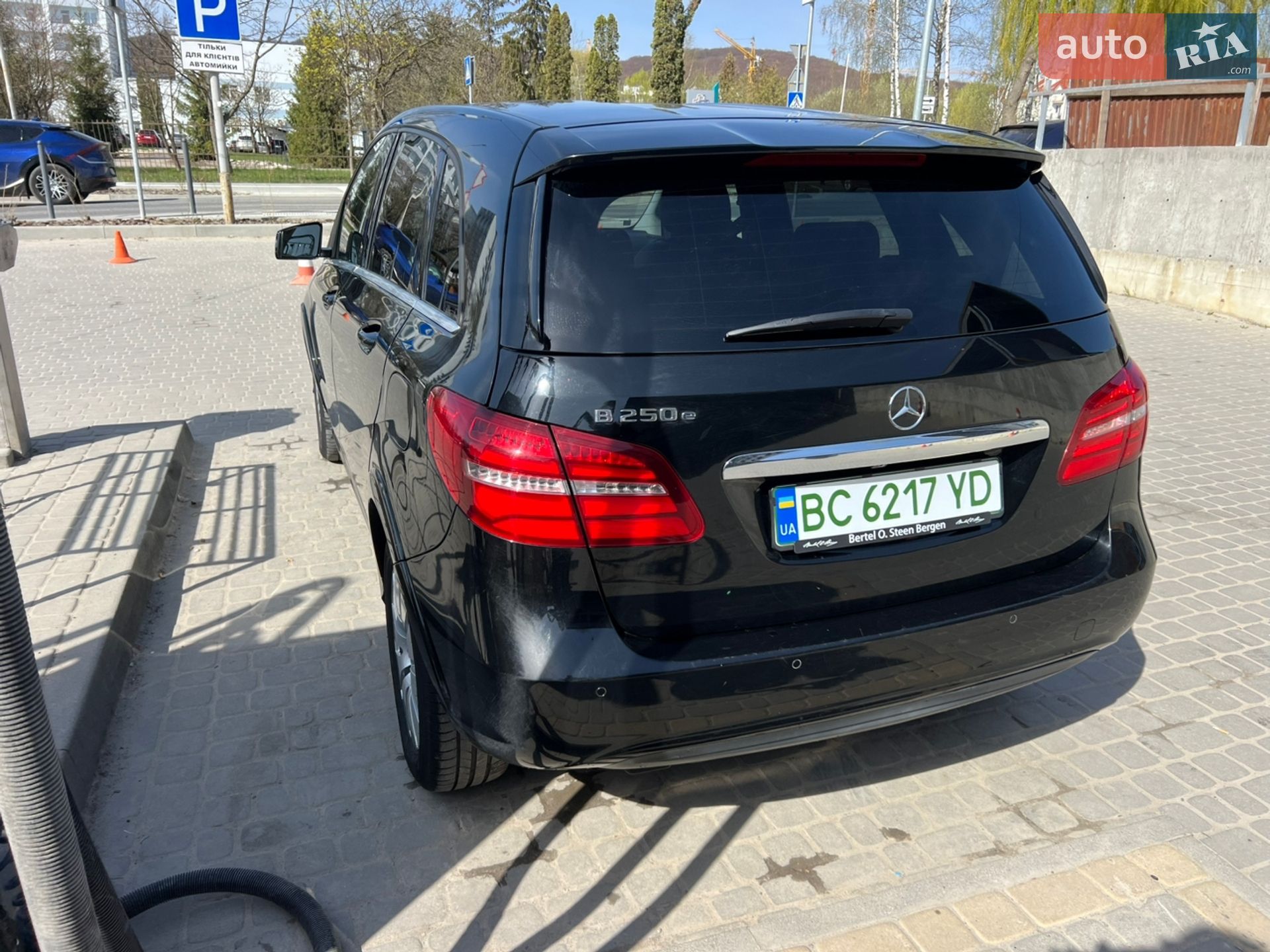 Mercedes-Benz B-Class 2016 VIN WDD2428901J013809 фото оголошення 12 з 43