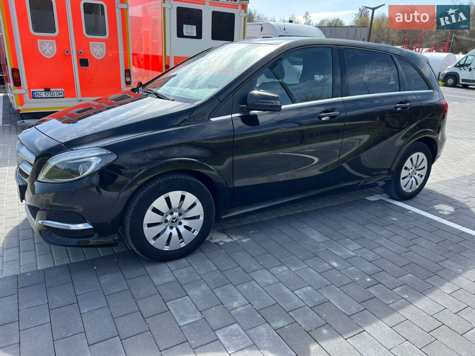 Mercedes-Benz B-Class 2016 VIN WDD2428901J013809 фото оголошення 7 з 43