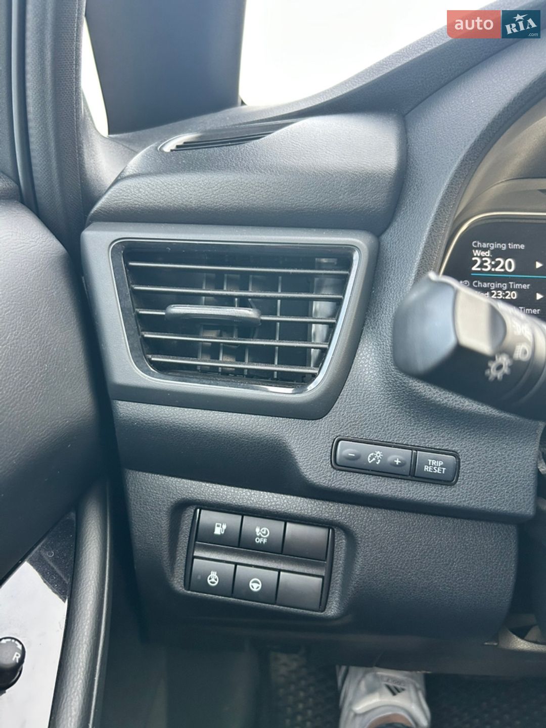 Nissan Leaf 2020 VIN 1N4BZ1DP4LC304940 фото оголошення 12 з 35