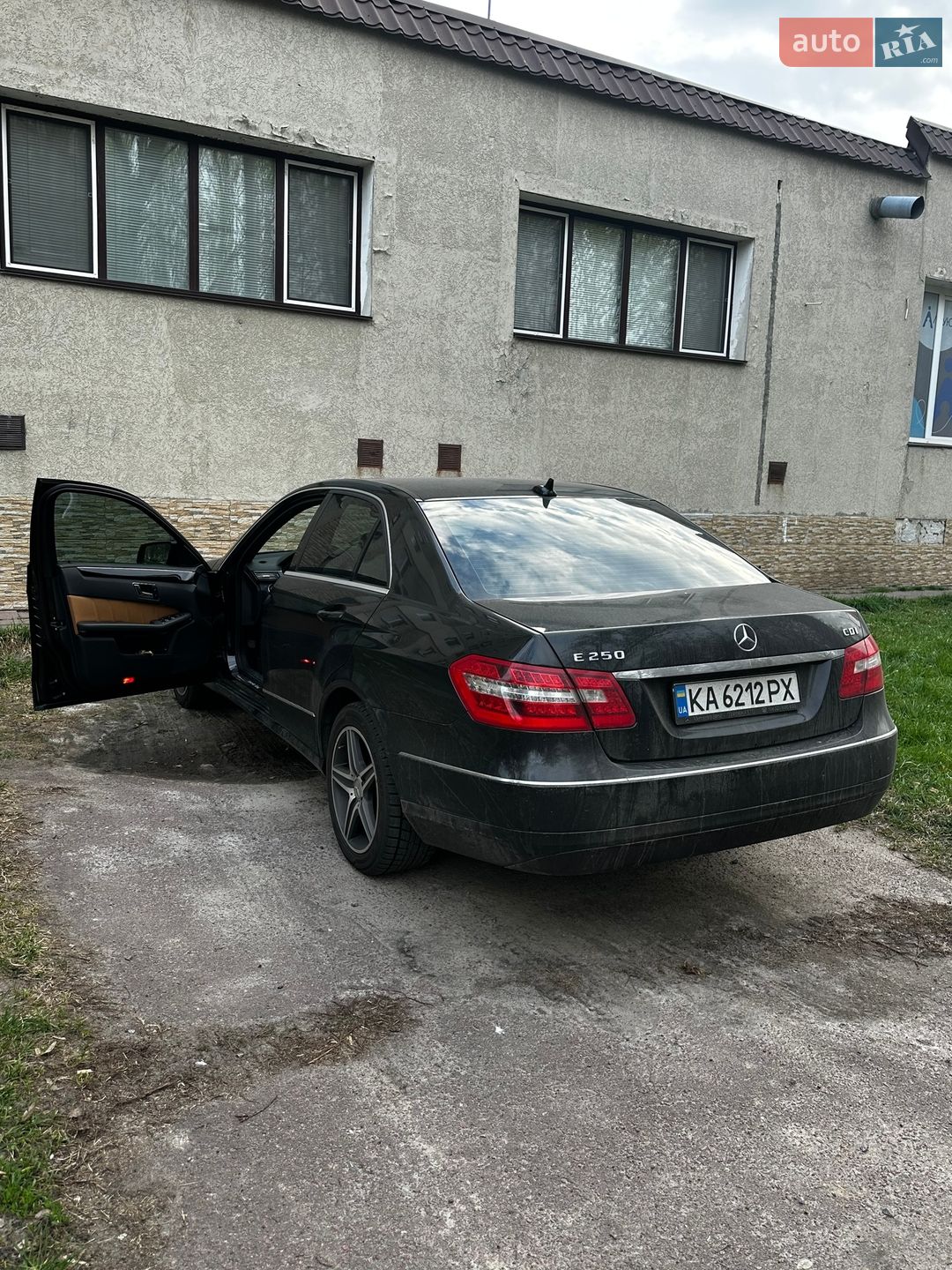 Mercedes-Benz E-Class 2010 VIN WDD2120031A317698 фото оголошення 3 з 9