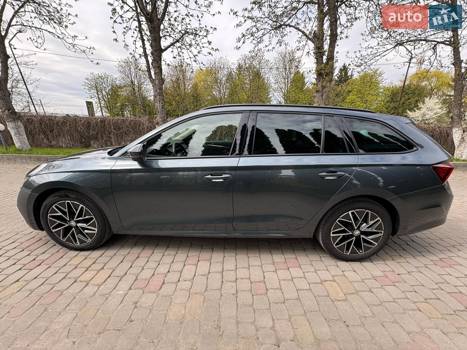 Skoda Octavia 2021 VIN TMBJJ7NX6MY189454 фото оголошення 4 з 28