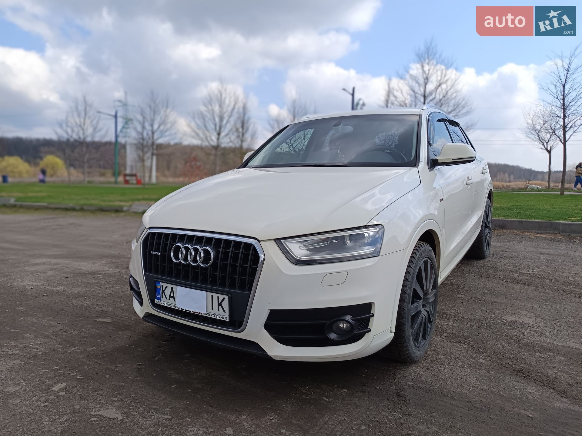 Audi Q3 2012 VIN WAUZZZ8U3DR054111 фото оголошення 12 з 44