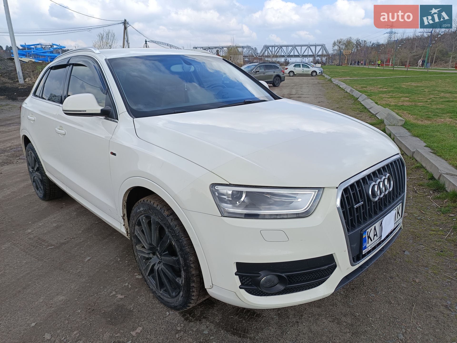 Audi Q3 2012 VIN WAUZZZ8U3DR054111 фото оголошення 15 з 44