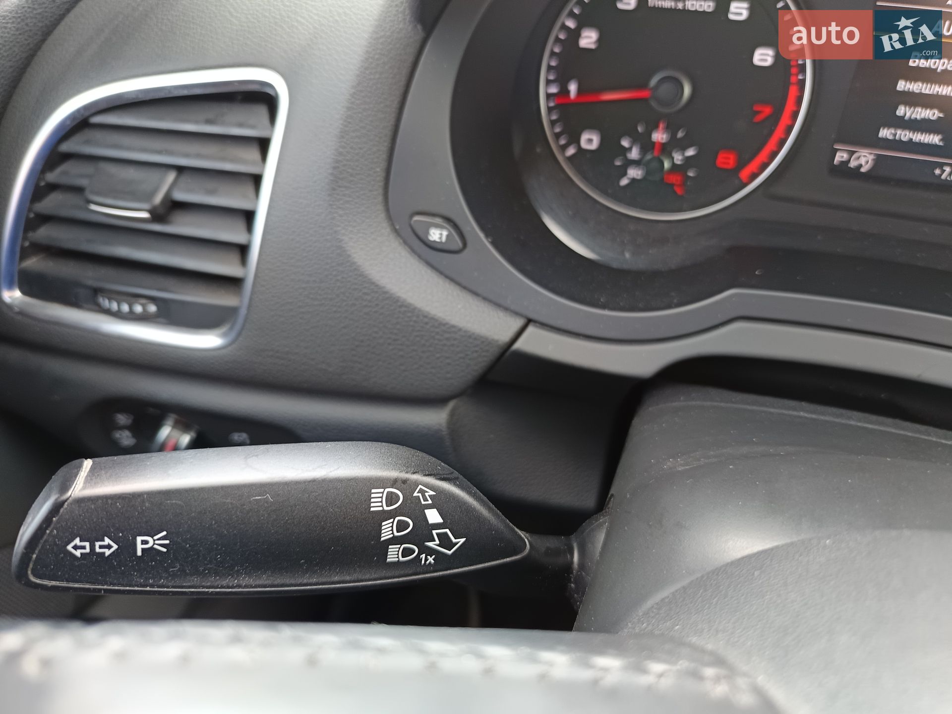 Audi Q3 2012 VIN WAUZZZ8U3DR054111 фото оголошення 39 з 44