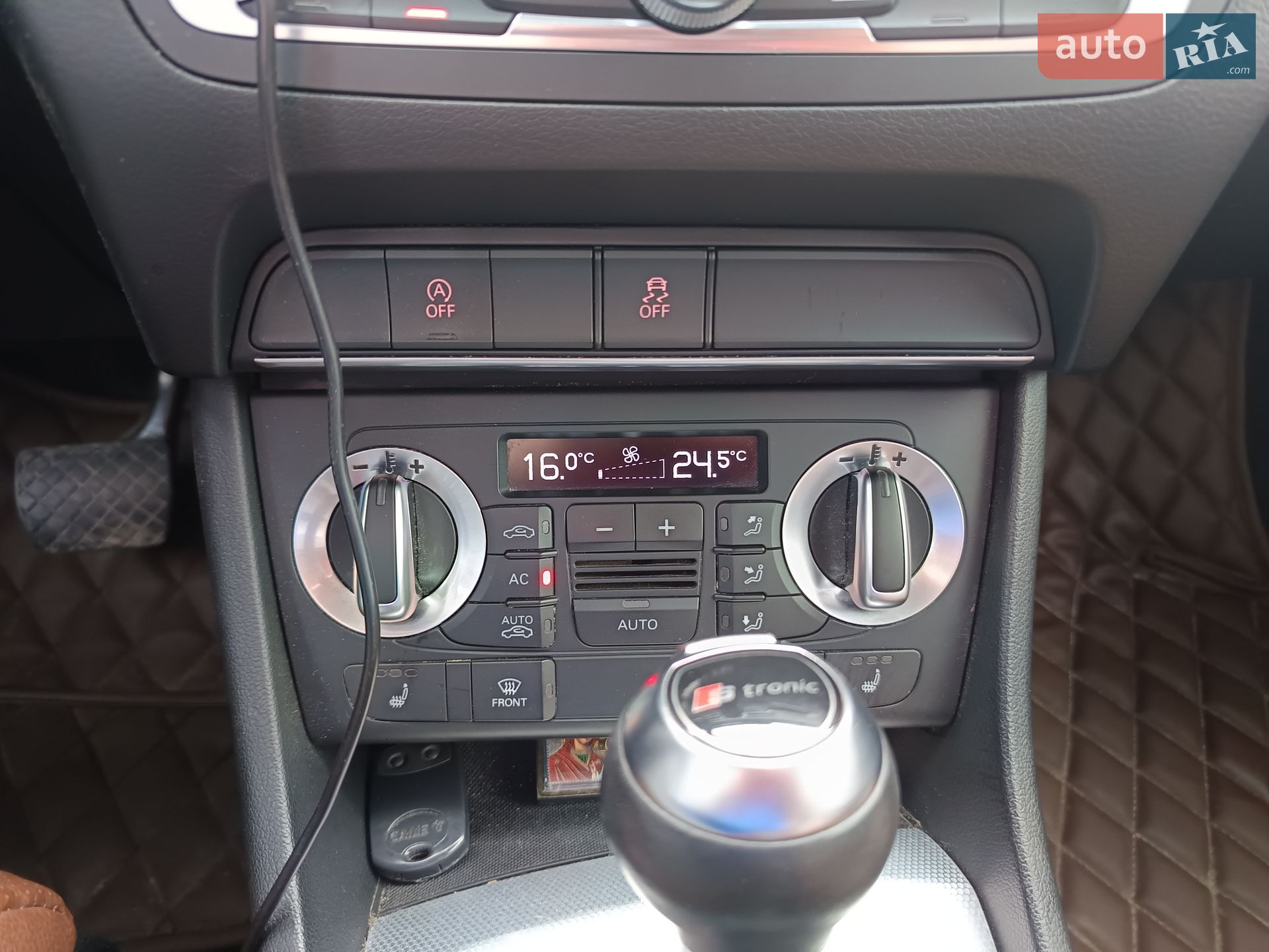 Audi Q3 2012 VIN WAUZZZ8U3DR054111 фото оголошення 42 з 44