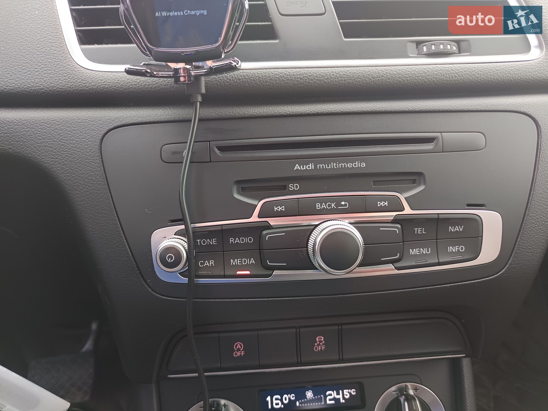Audi Q3 2012 VIN WAUZZZ8U3DR054111 фото оголошення 43 з 44