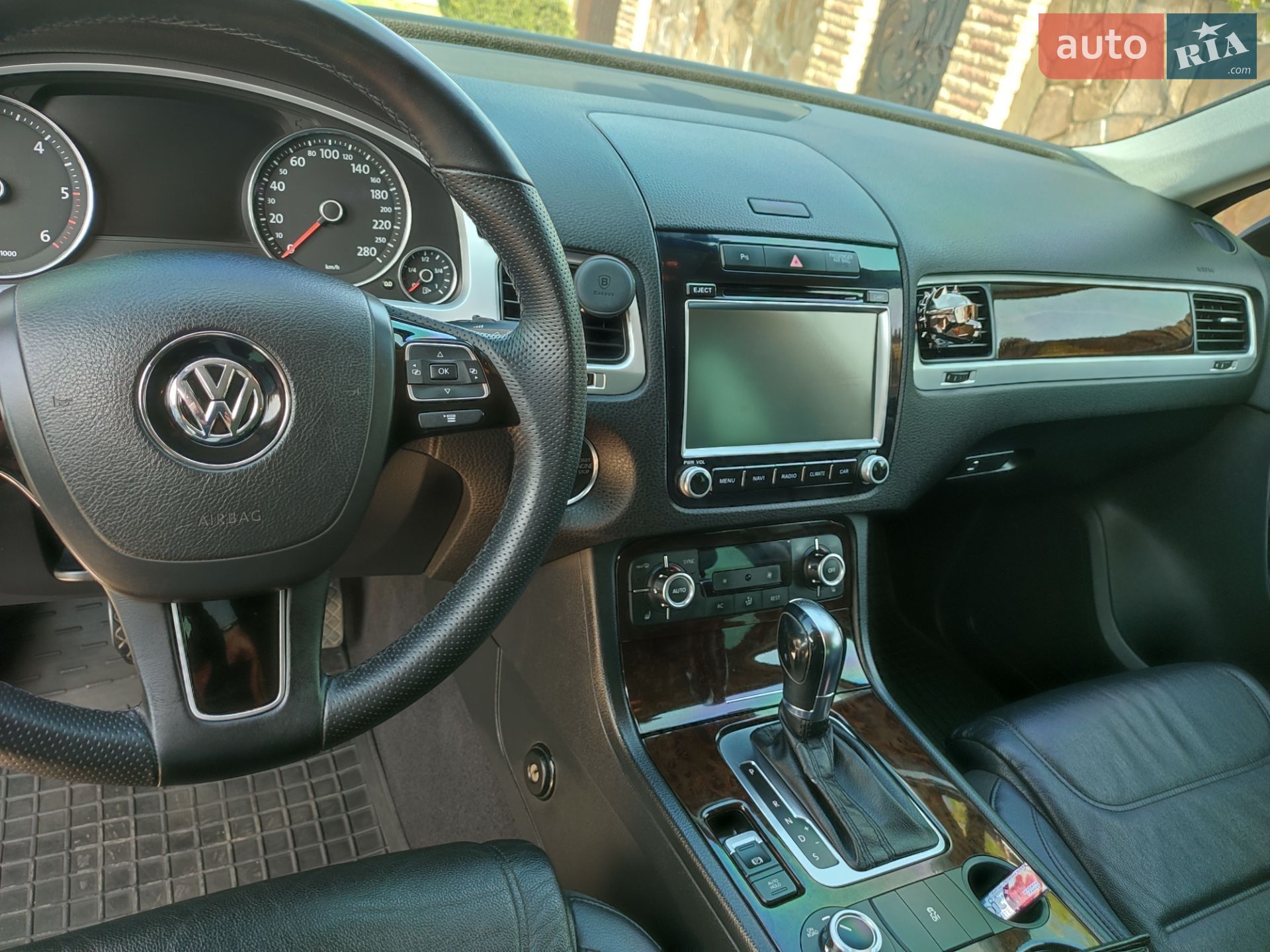 Volkswagen Touareg 2012 VIN WVGZZZ7PZCD052284 фото оголошення 60 з 90