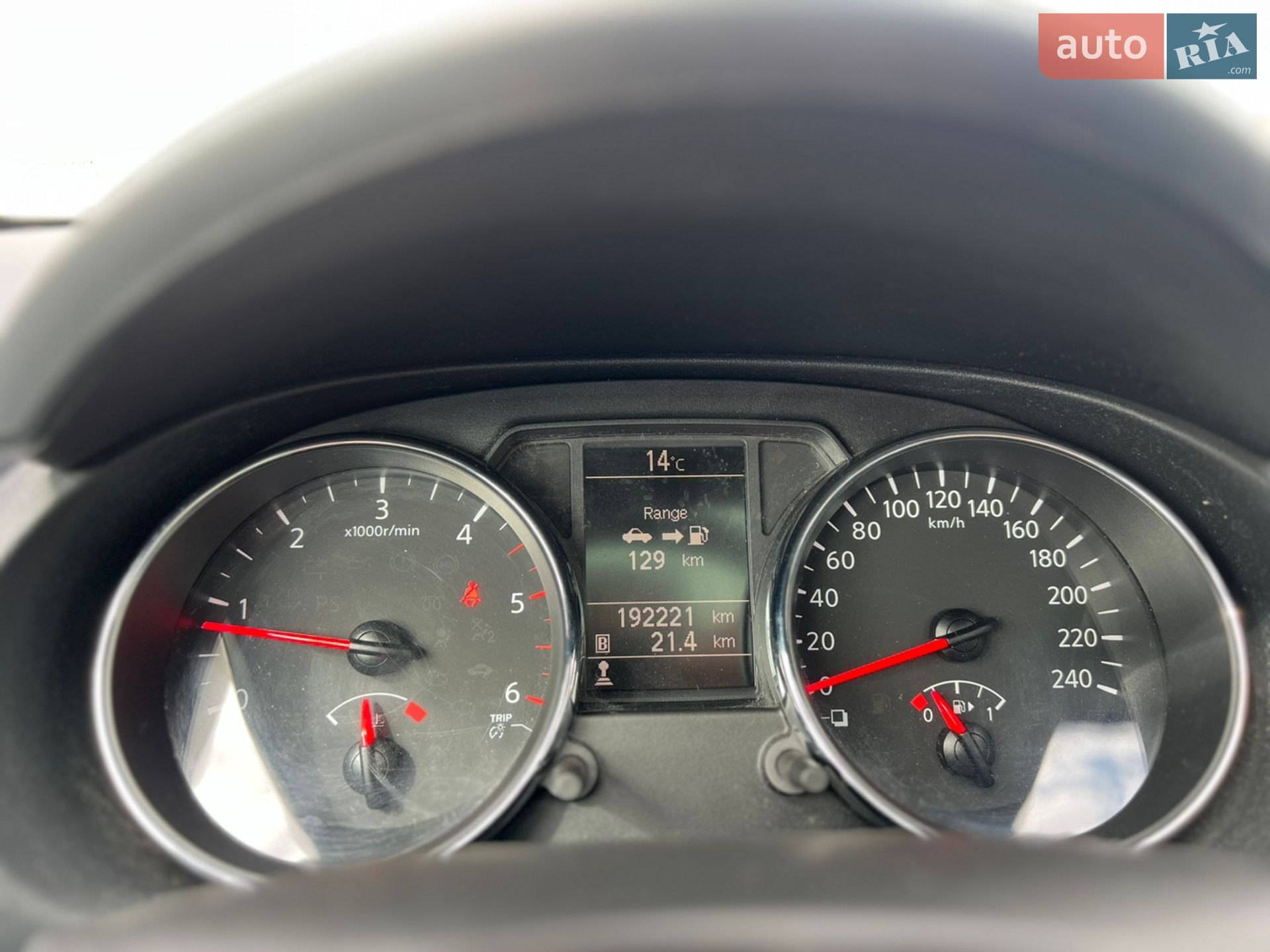 Nissan Qashqai 2013 VIN SJNFEAJ10U2838242 фото оголошення 26 з 34