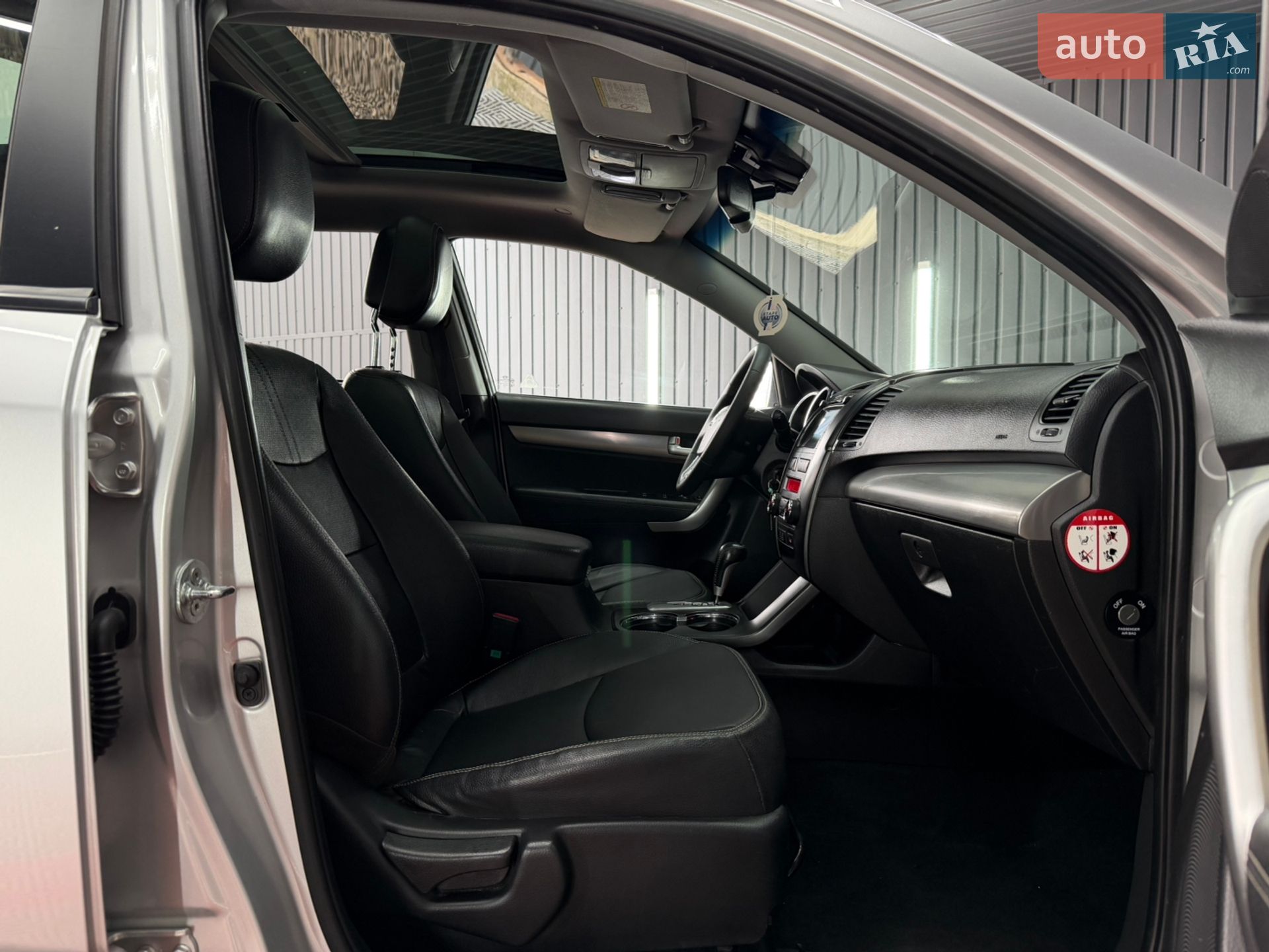 Kia Sorento 2012 VIN KNAKU814DC5278347 фото оголошення 30 з 36