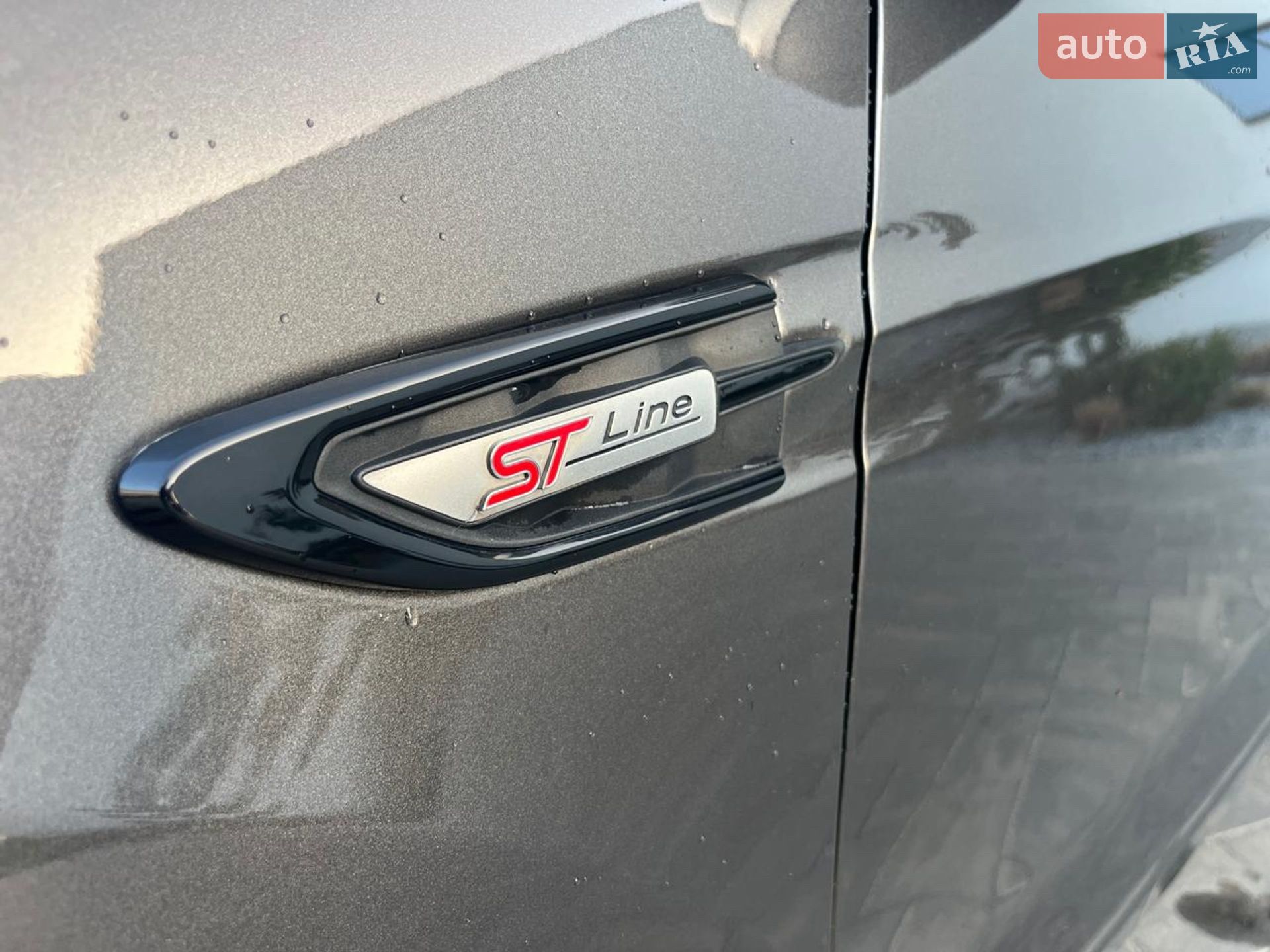 Ford Kuga 2018 VIN WF0AXXWPMAJY22208 фото оголошення 15 з 95