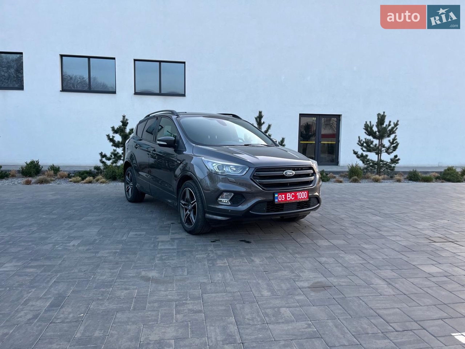 Ford Kuga 2018 VIN WF0AXXWPMAJY22208 фото оголошення 18 з 95