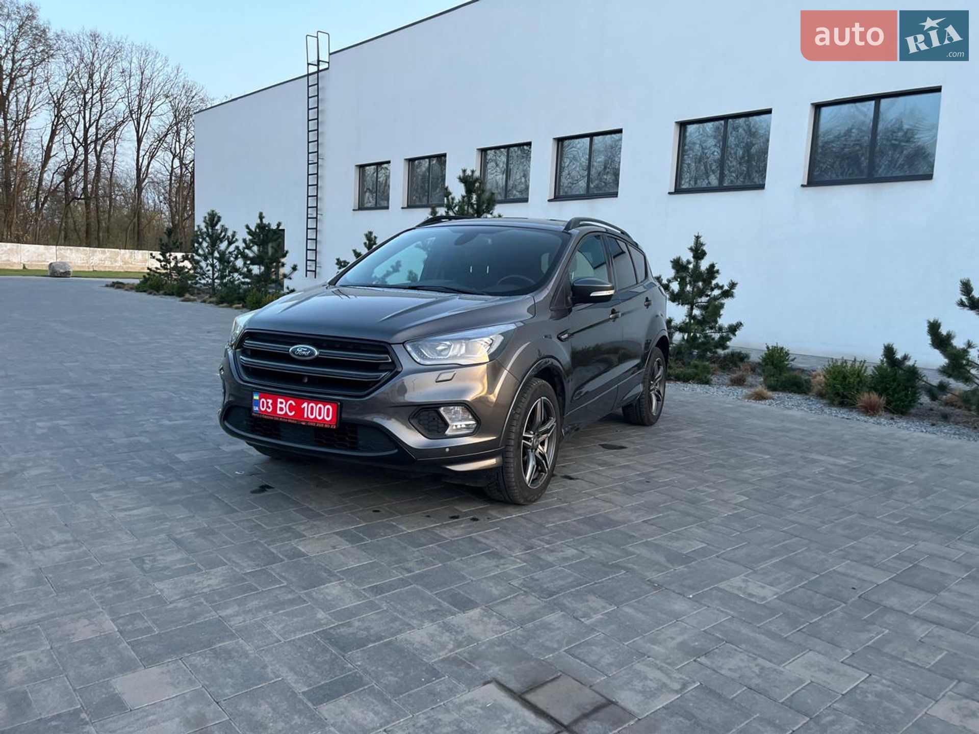 Ford Kuga 2018 VIN WF0AXXWPMAJY22208 фото оголошення 19 з 95