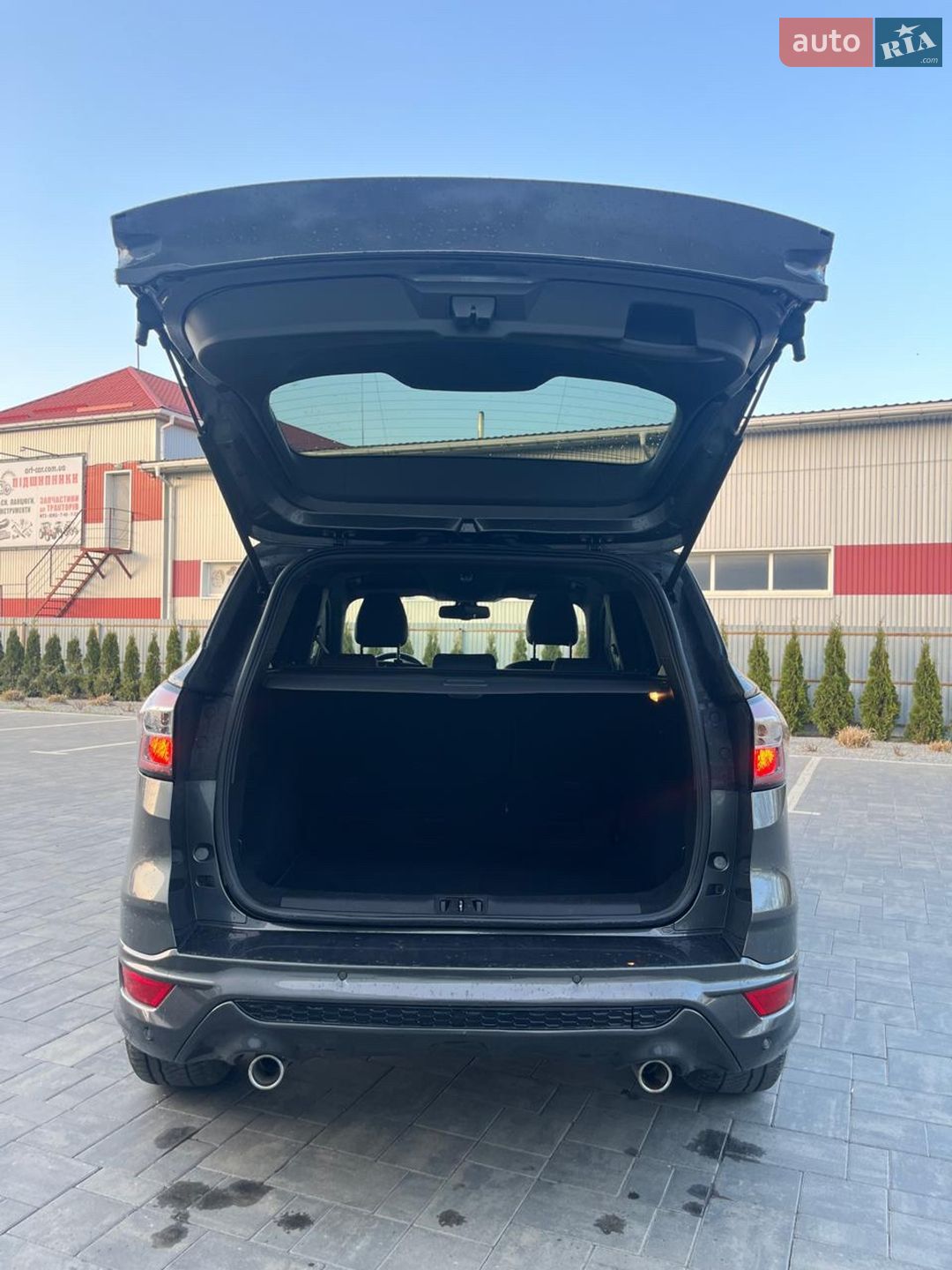 Ford Kuga 2018 VIN WF0AXXWPMAJY22208 фото оголошення 38 з 95